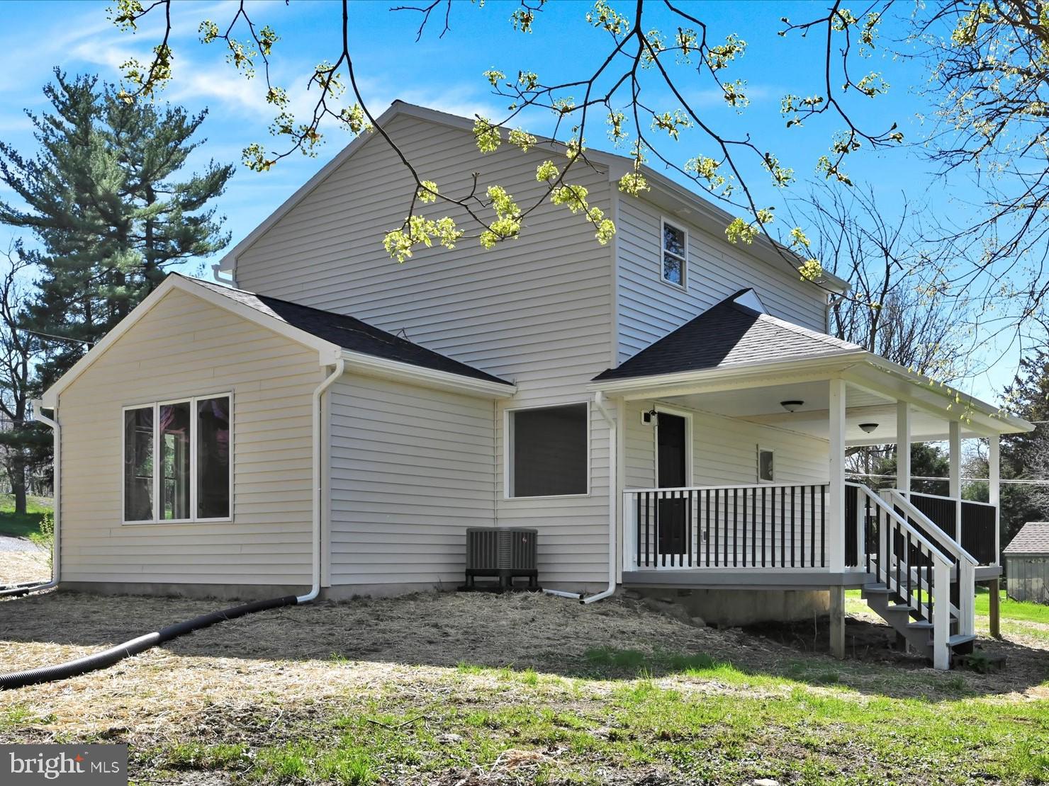 SUNNYSIDE - Residential