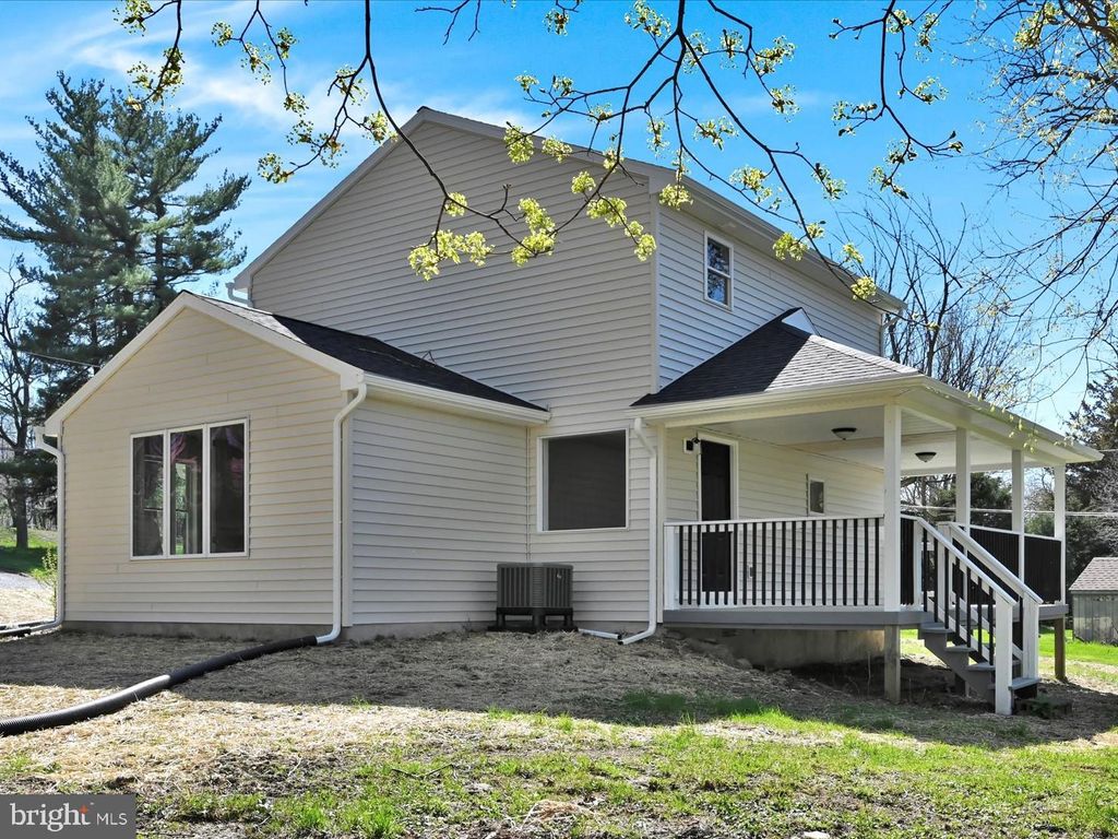 Photo of 156 JUNIATA AVENUE, LANCASTER, PA 17602 (MLS # PALA2033498)