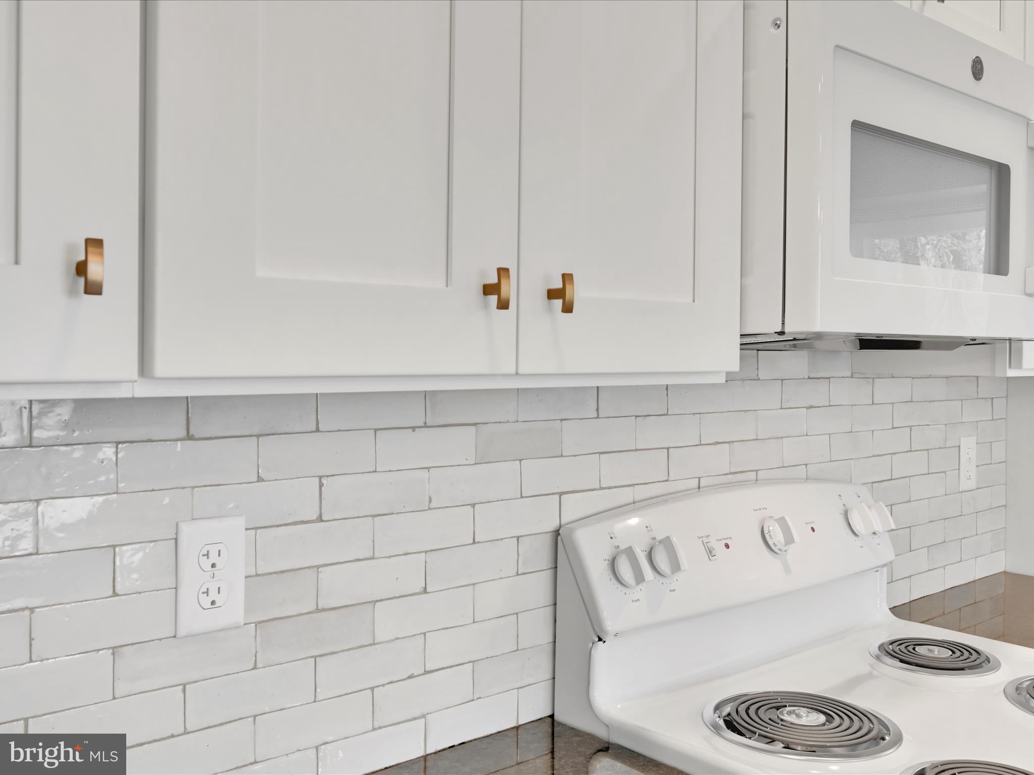 SUNNYSIDE - Residential