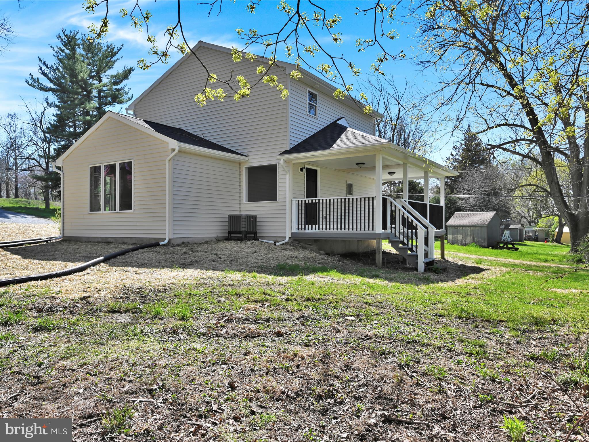 SUNNYSIDE - Residential