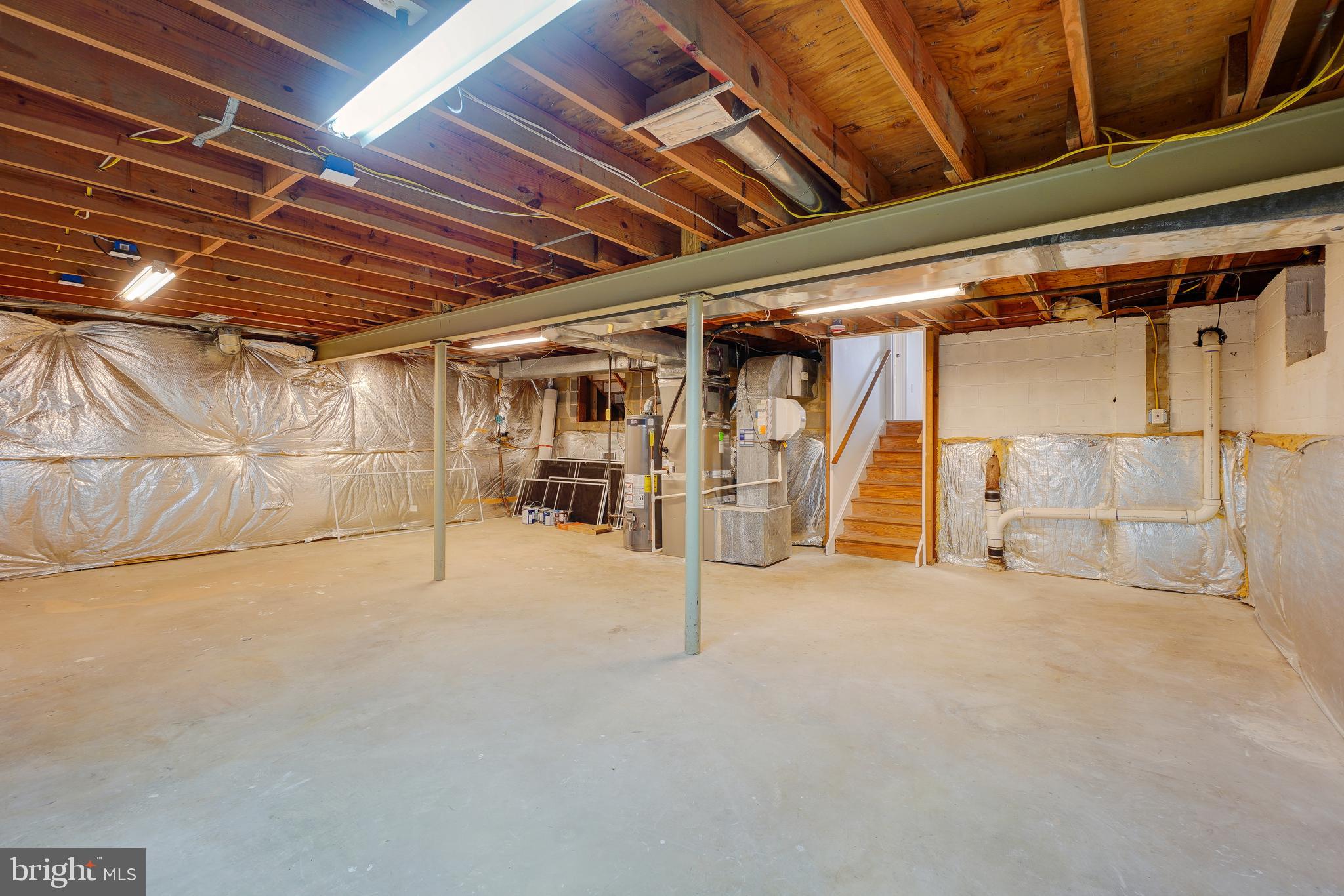 BROOKVILLE KNOLLS - Residential