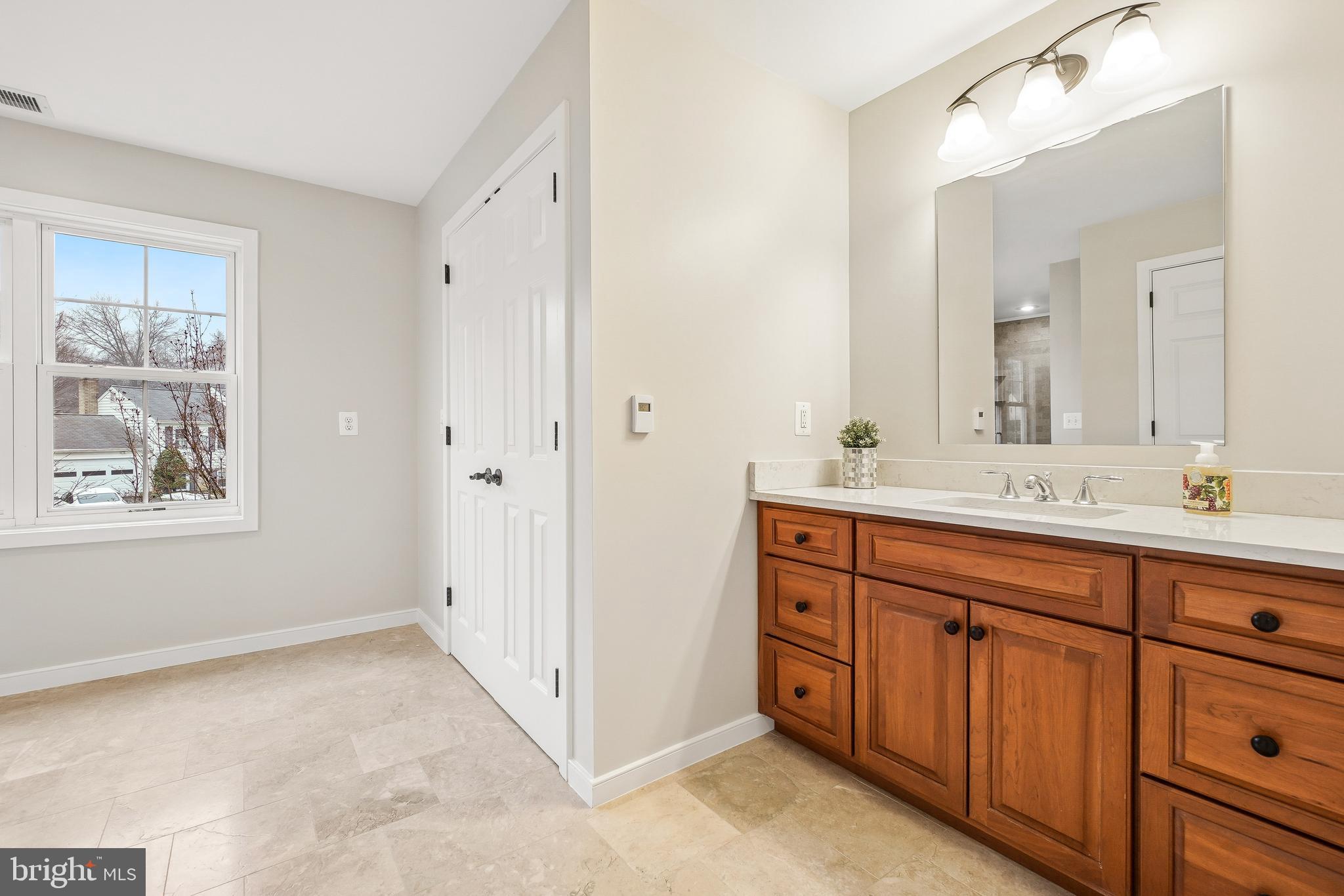 BROOKVILLE KNOLLS - Residential