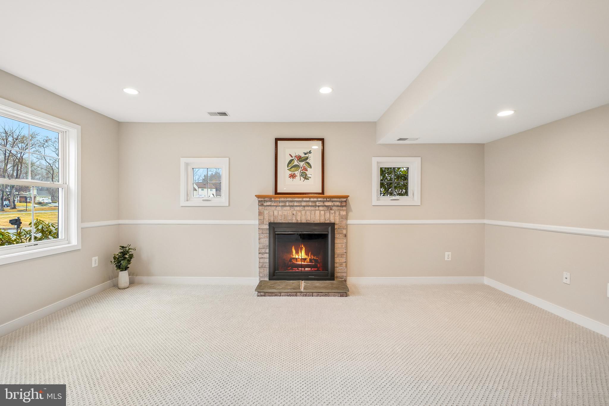 BROOKVILLE KNOLLS - Residential