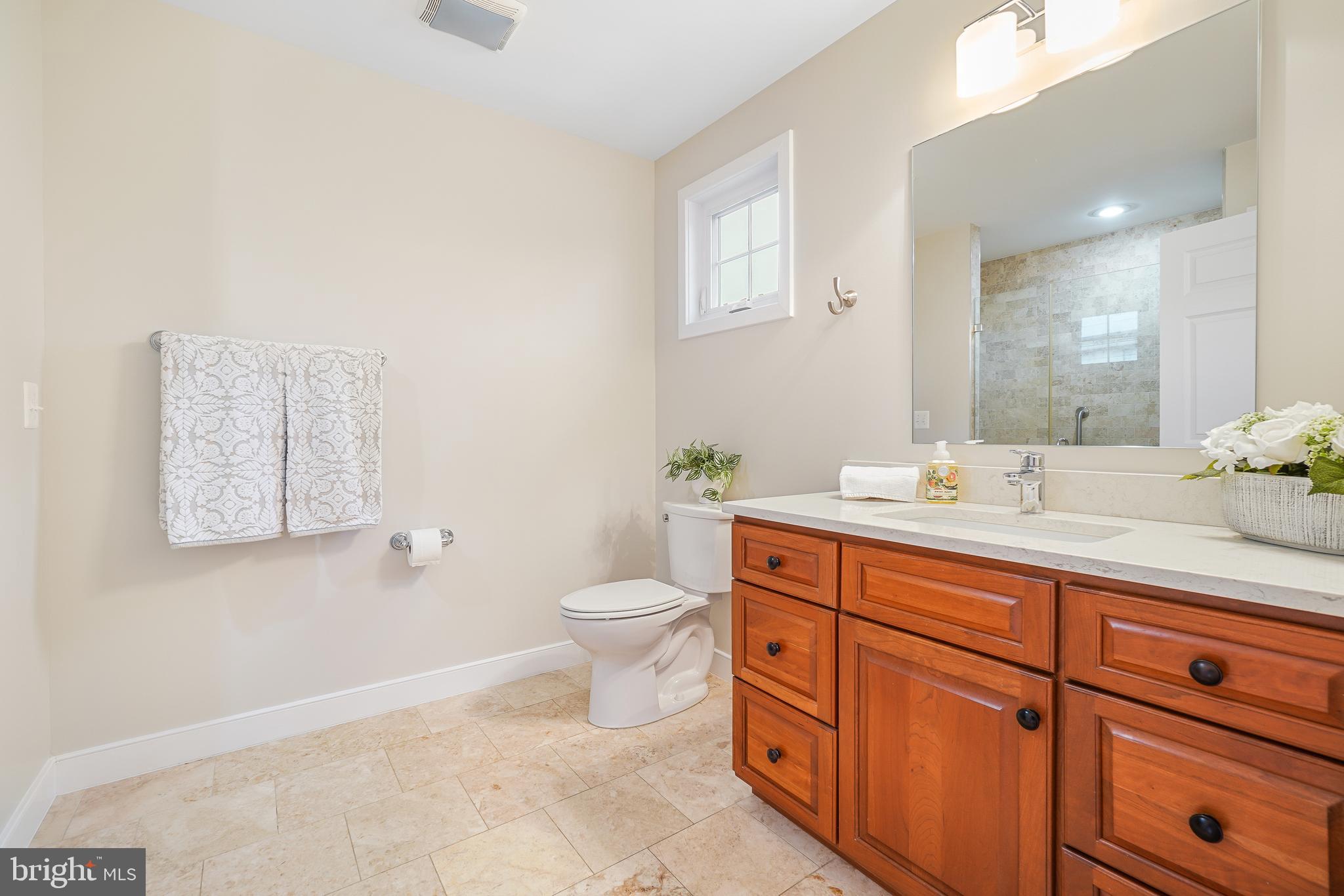 BROOKVILLE KNOLLS - Residential