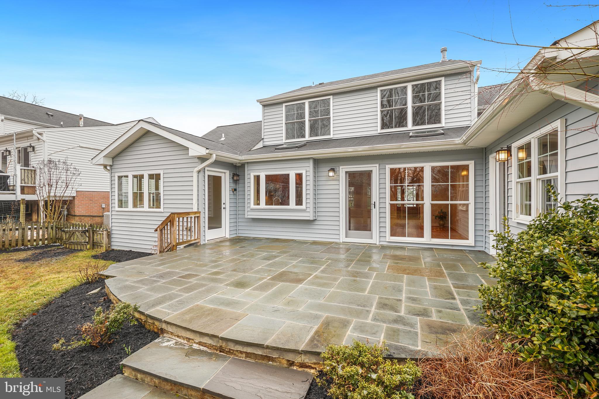 BROOKVILLE KNOLLS - Residential