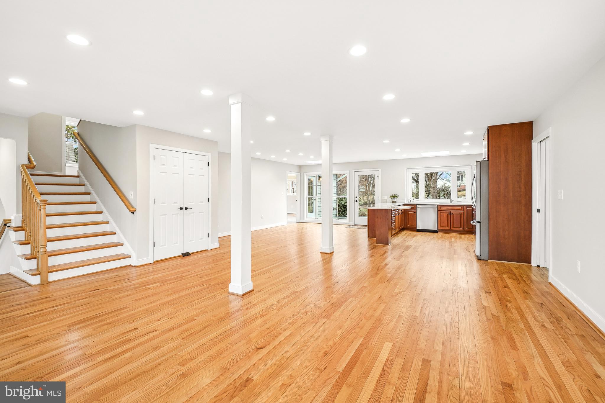 BROOKVILLE KNOLLS - Residential