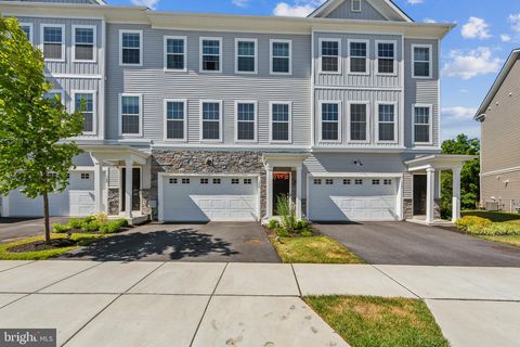 Photo of 130 Livingston Lane, EXTON, PA 19341 (MLS # PACT2112892)