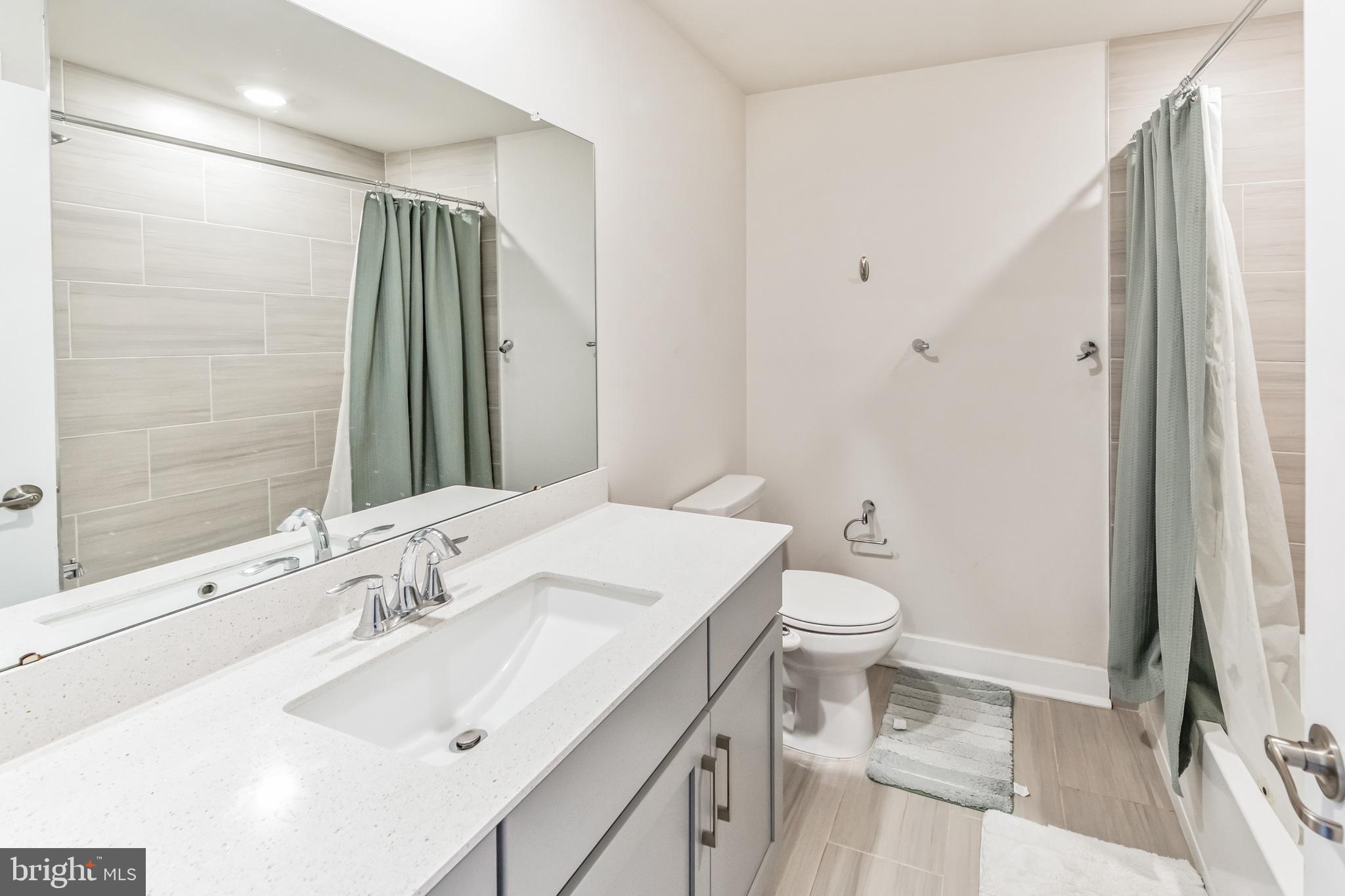 LOCHIEL FARM - Residential Lease