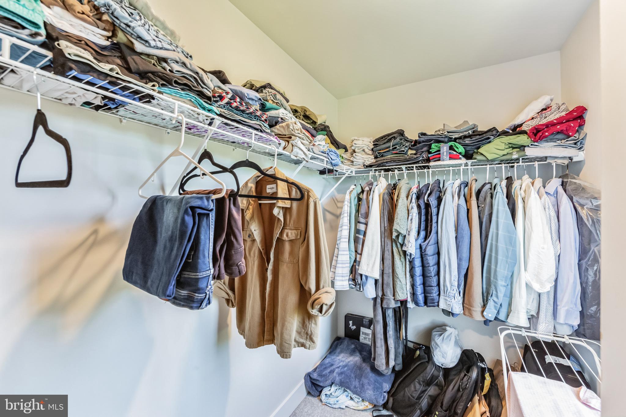 LOCHIEL FARM - Residential Lease