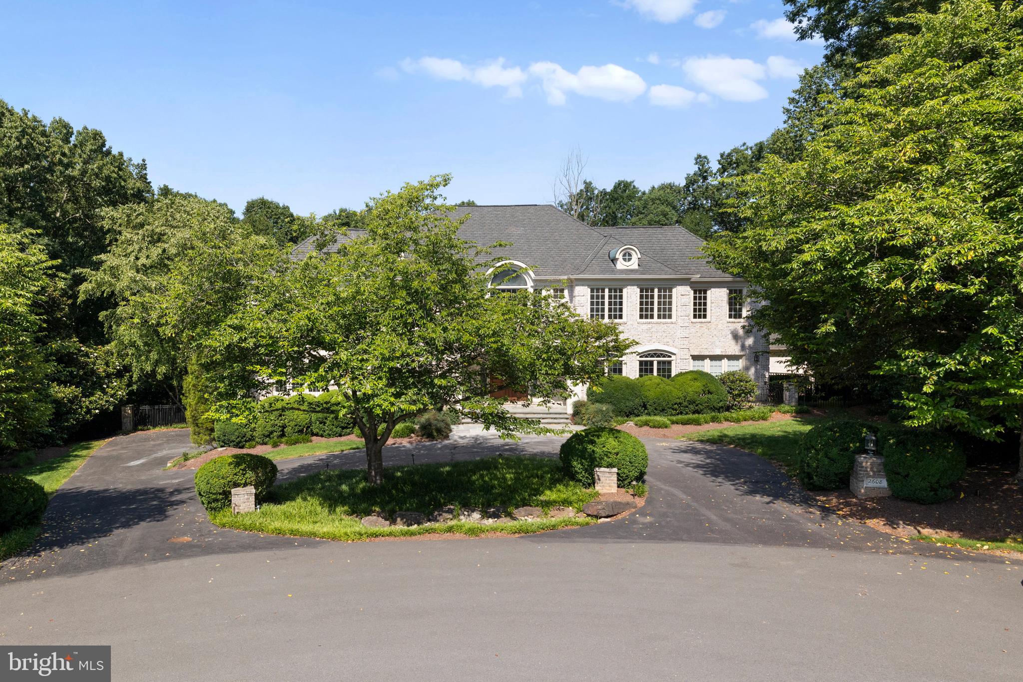 2608 GENEVA HILL COURT