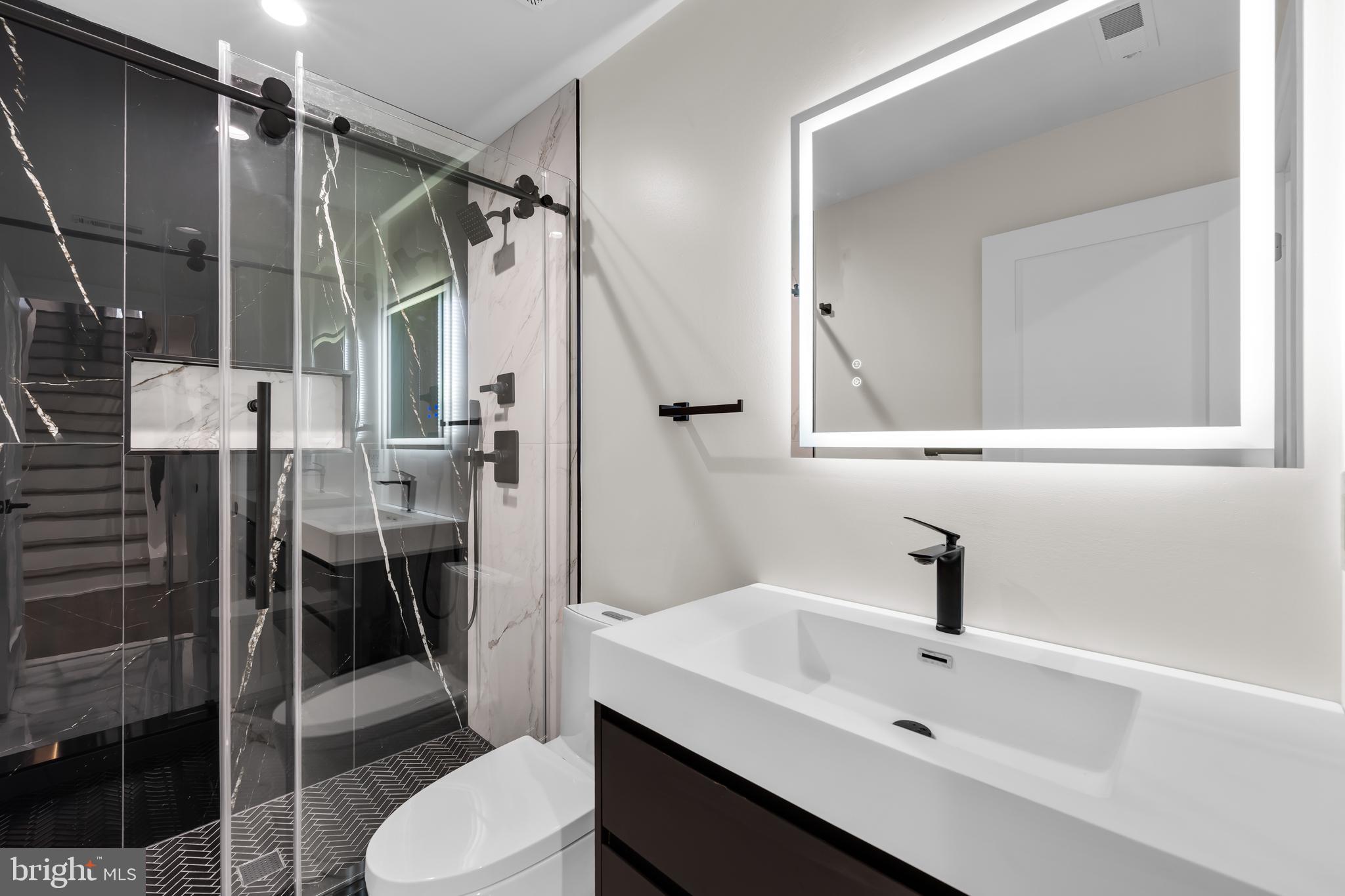 POINT BREEZE - Residential