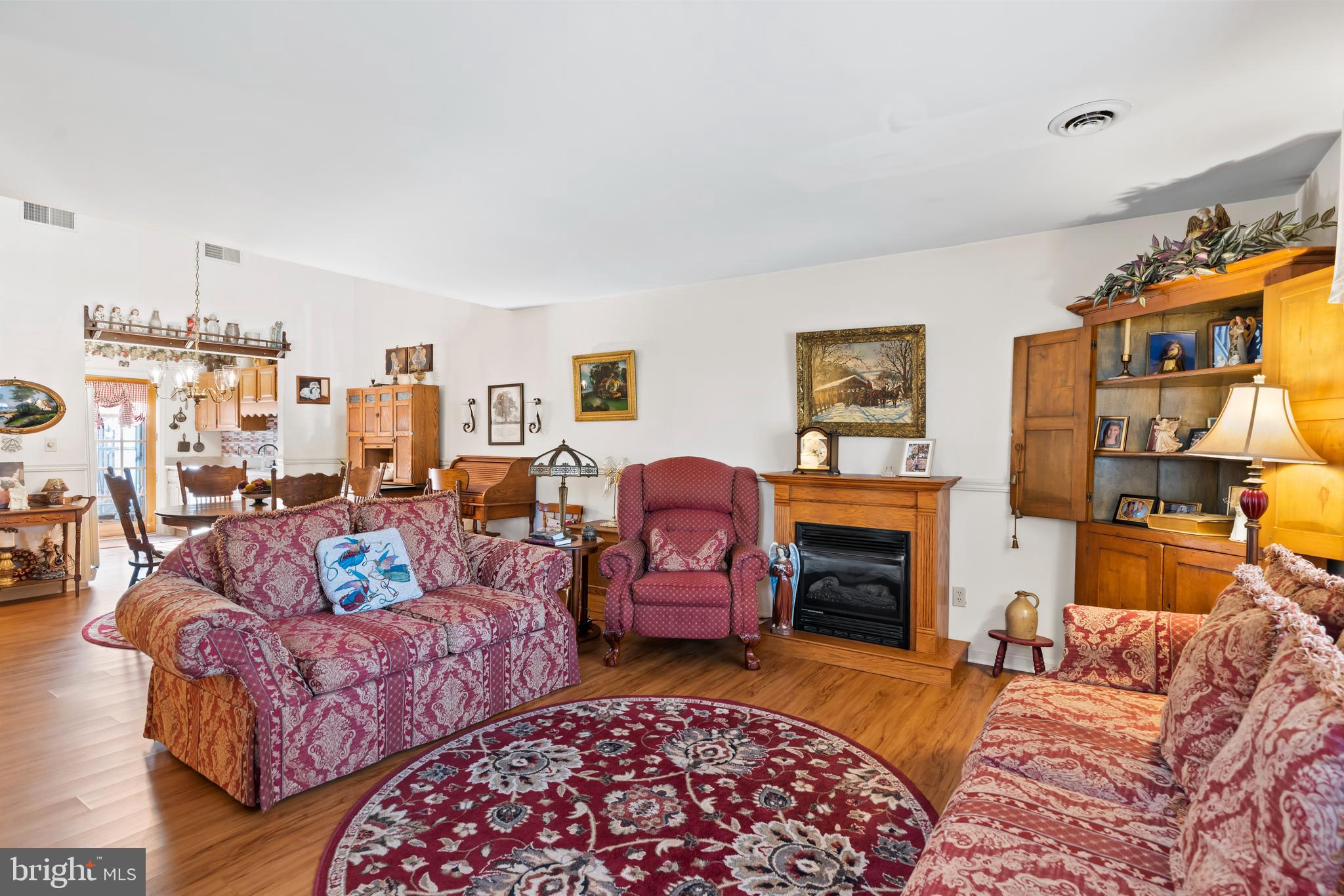 FOREST MEADOWS - Residential