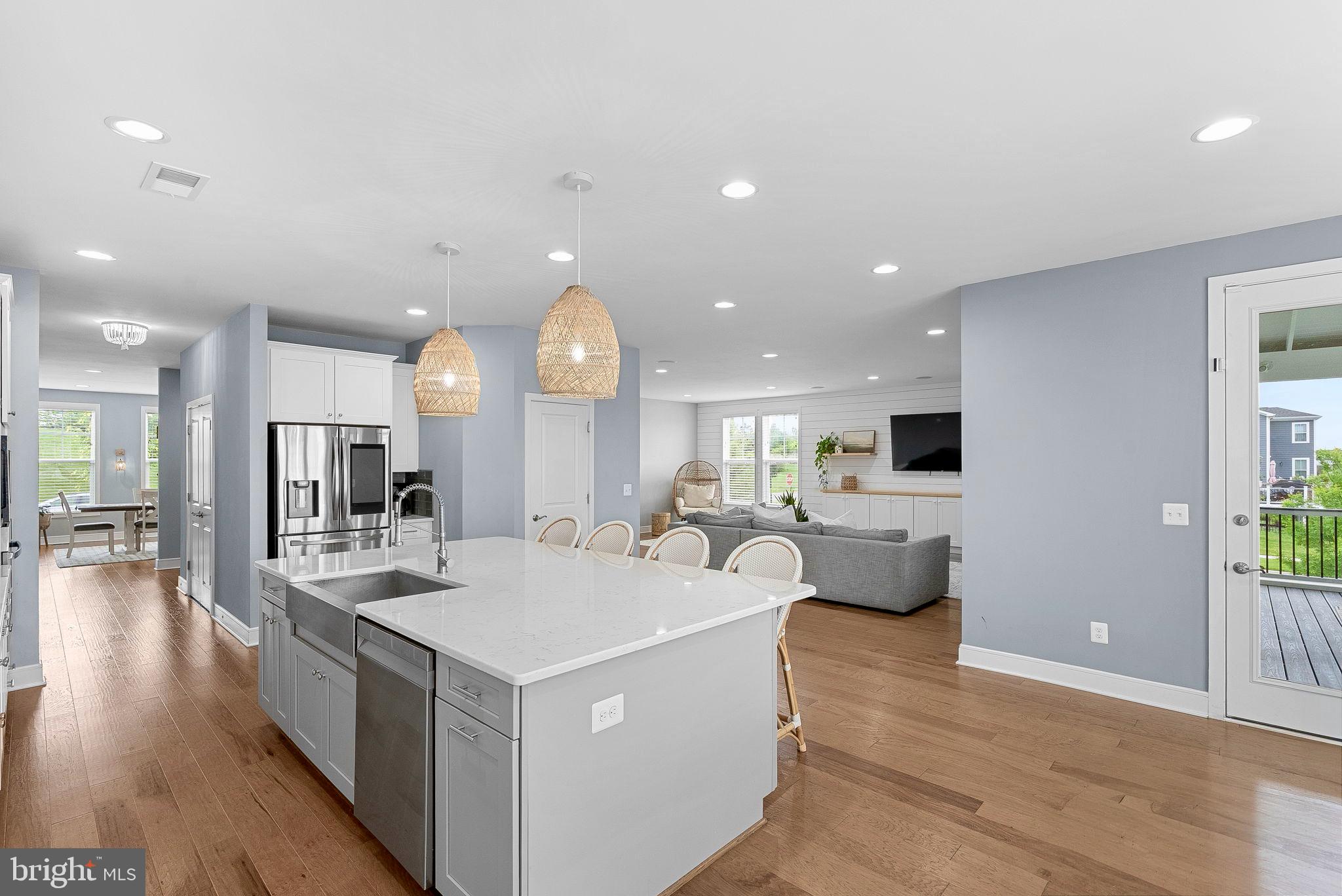 MEADOW BROOK FARM - Residential