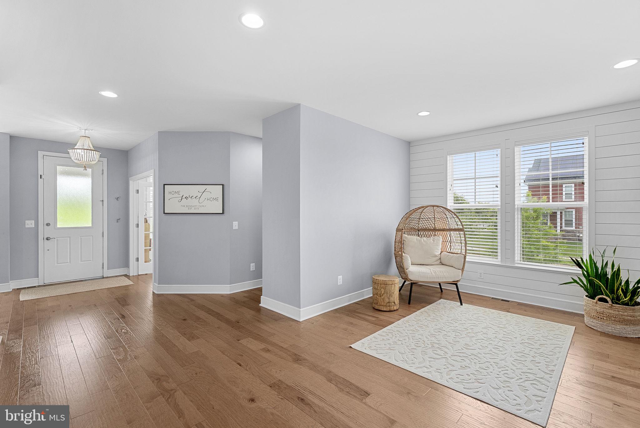 MEADOW BROOK FARM - Residential