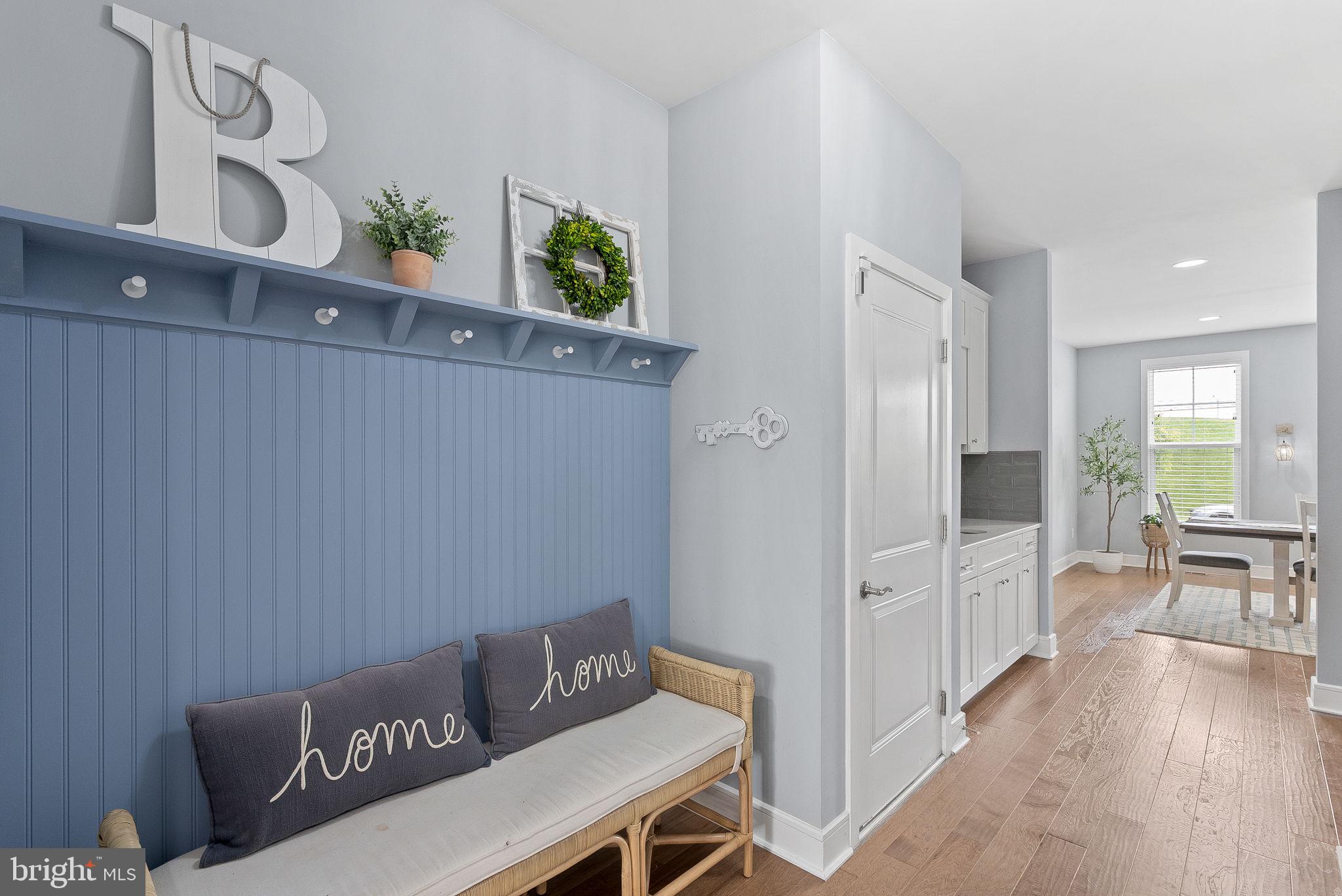 MEADOW BROOK FARM - Residential