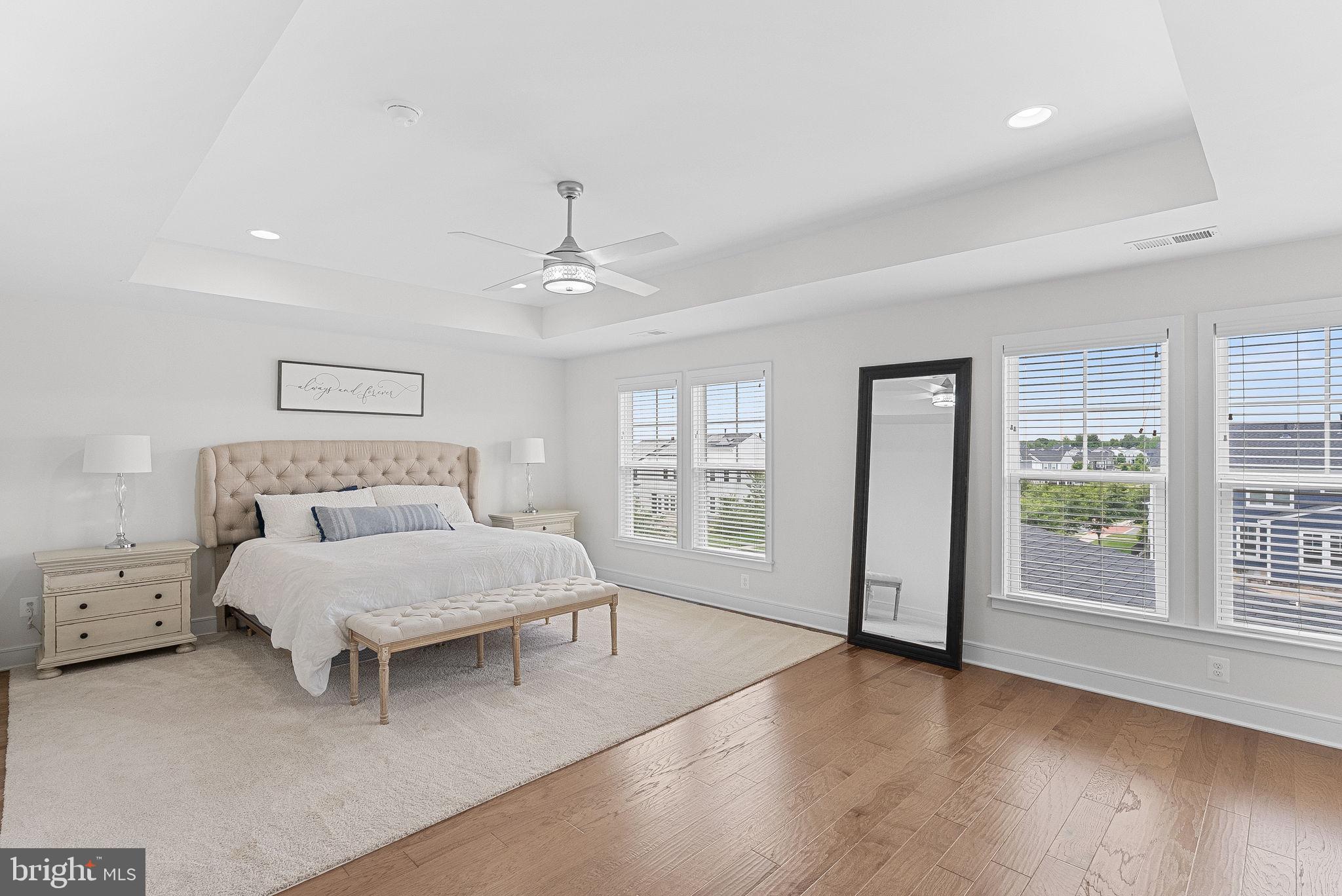 MEADOW BROOK FARM - Residential