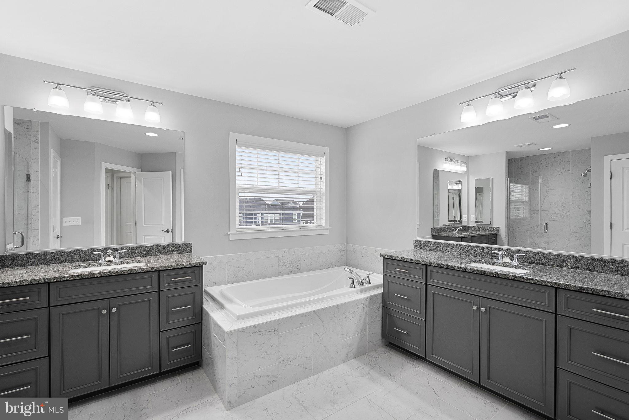 MEADOW BROOK FARM - Residential