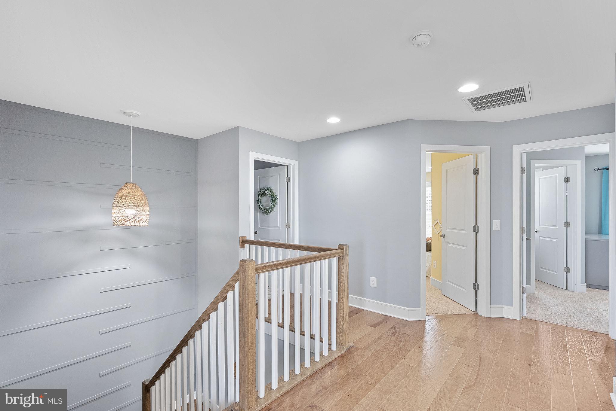 MEADOW BROOK FARM - Residential