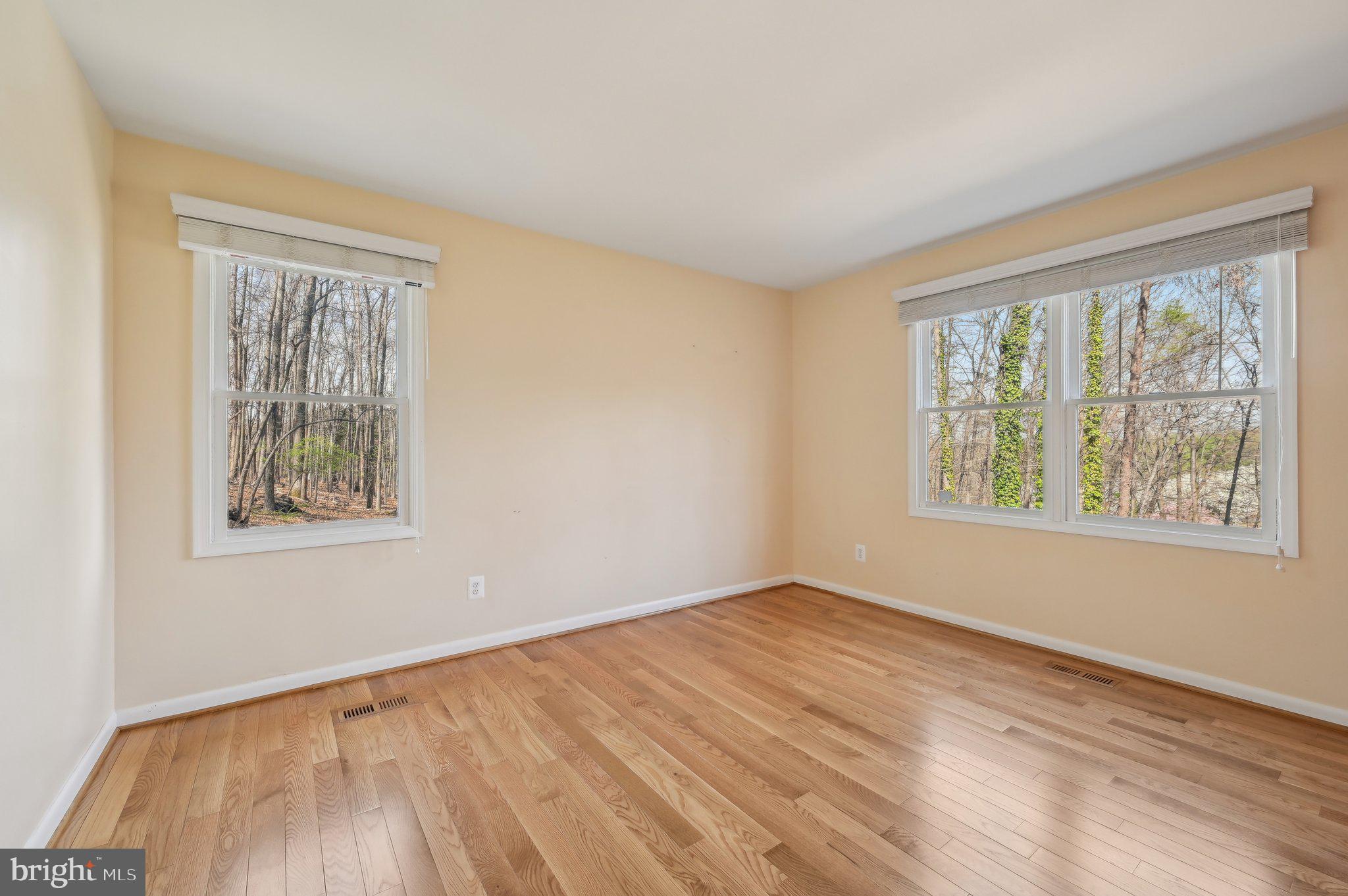 MILL BOTTOM - Residential