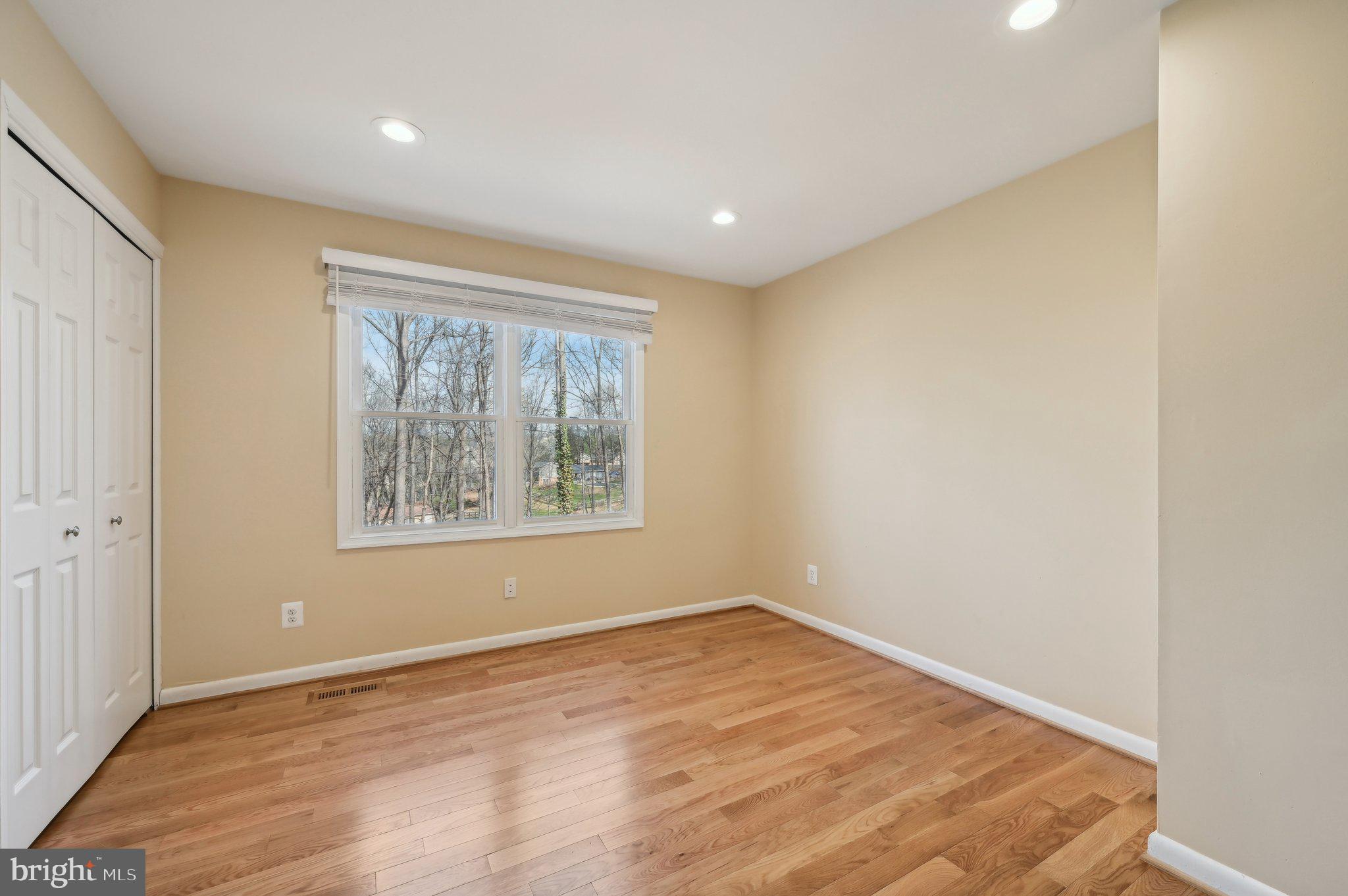 MILL BOTTOM - Residential