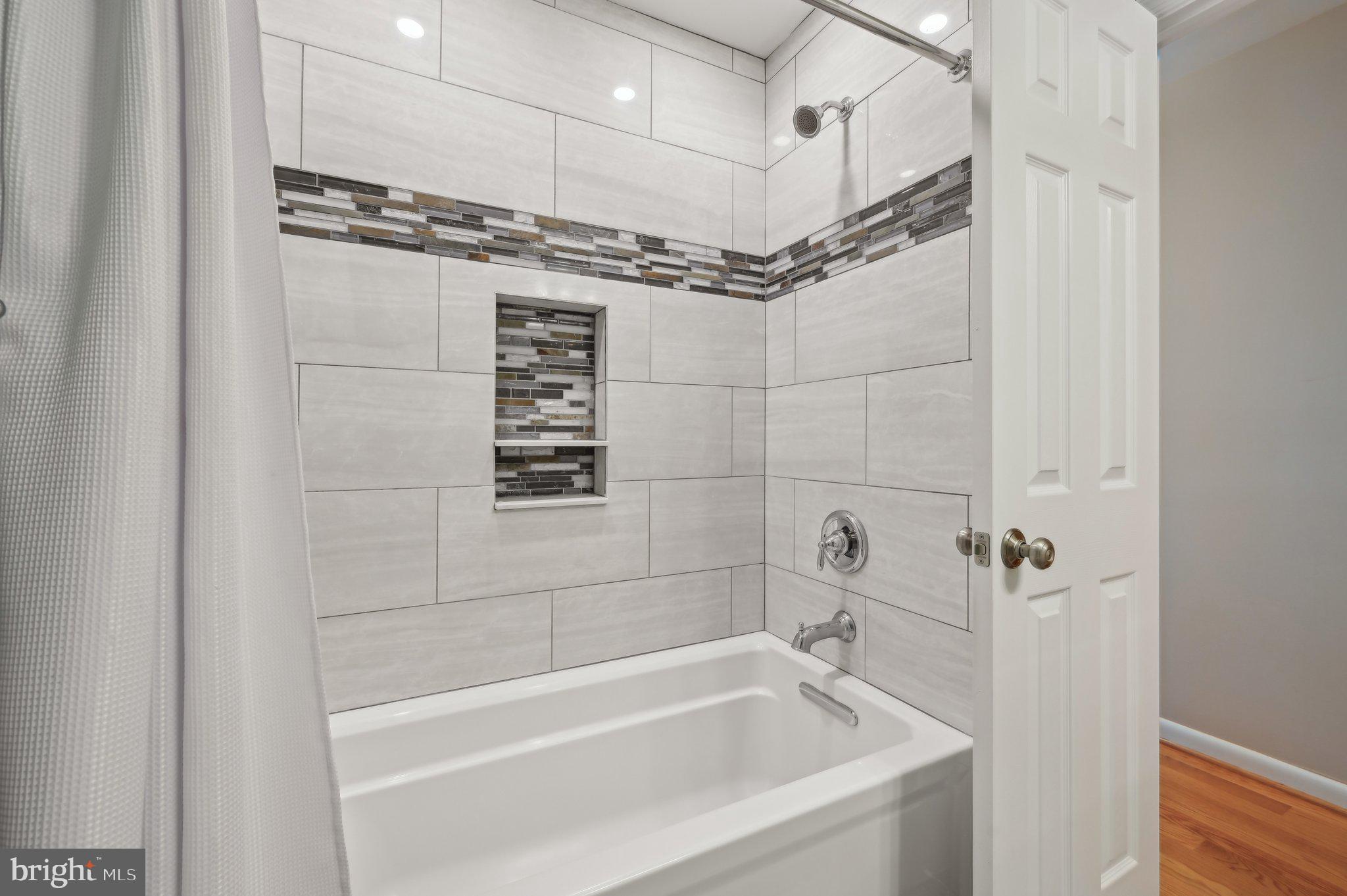 MILL BOTTOM - Residential