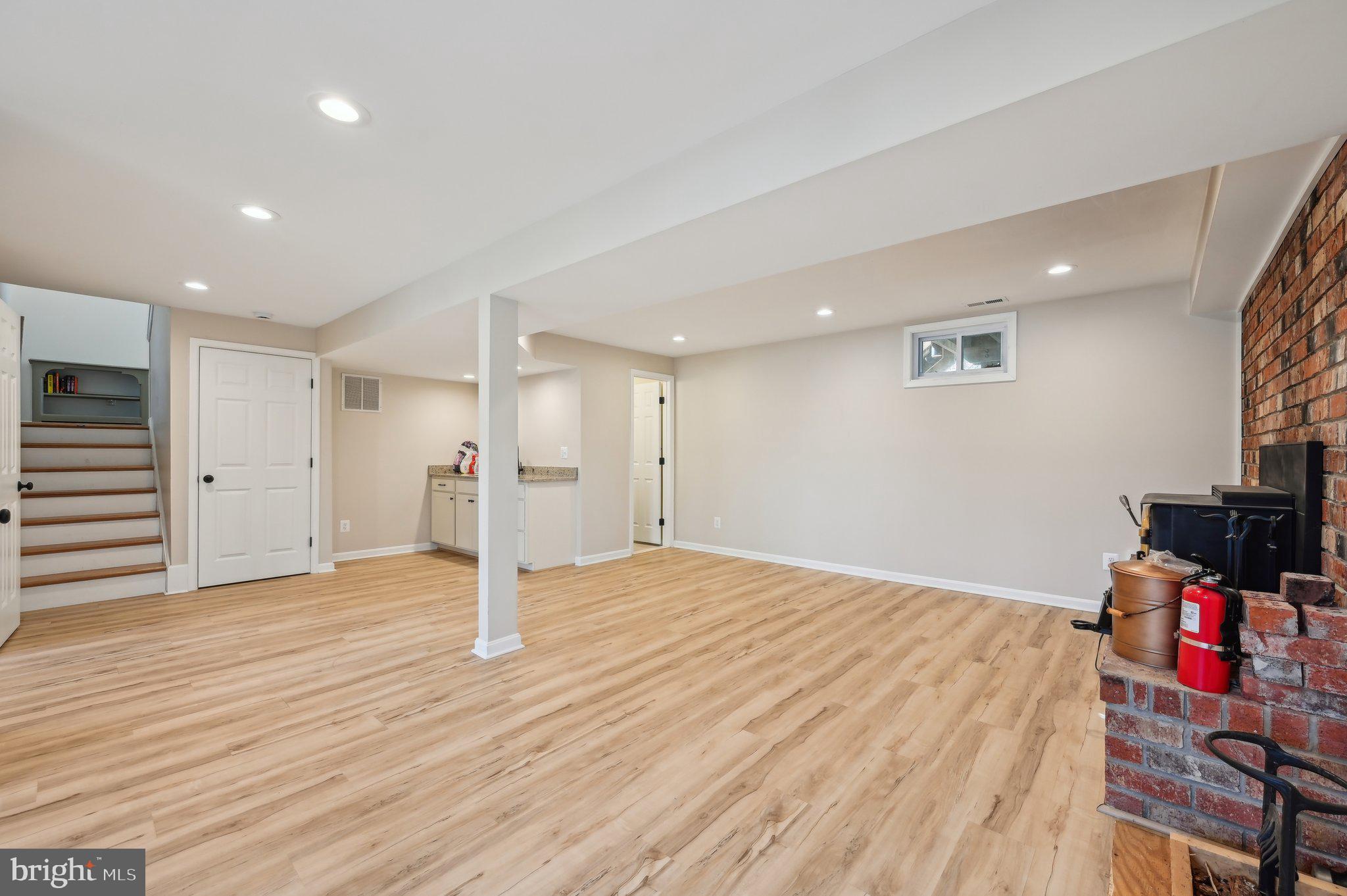 MILL BOTTOM - Residential