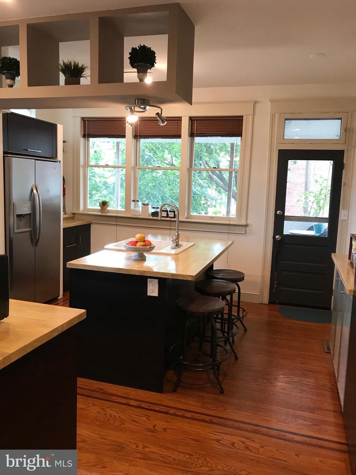 HAMPDEN HISTORIC DISTRICT - Residential Lease