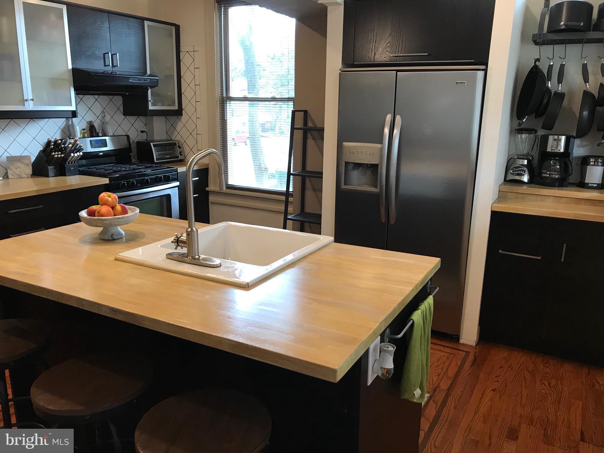 HAMPDEN HISTORIC DISTRICT - Residential Lease