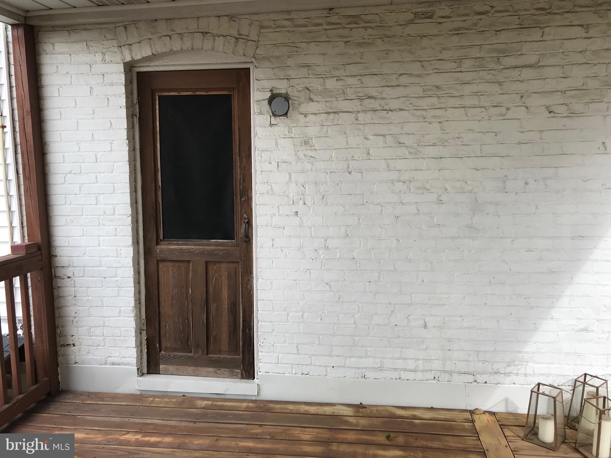 HAMPDEN HISTORIC DISTRICT - Residential Lease