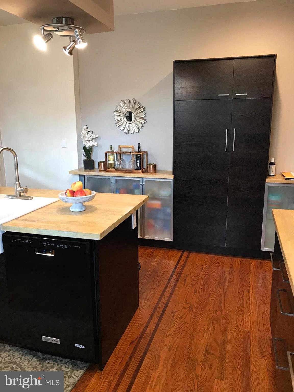 HAMPDEN HISTORIC DISTRICT - Residential Lease