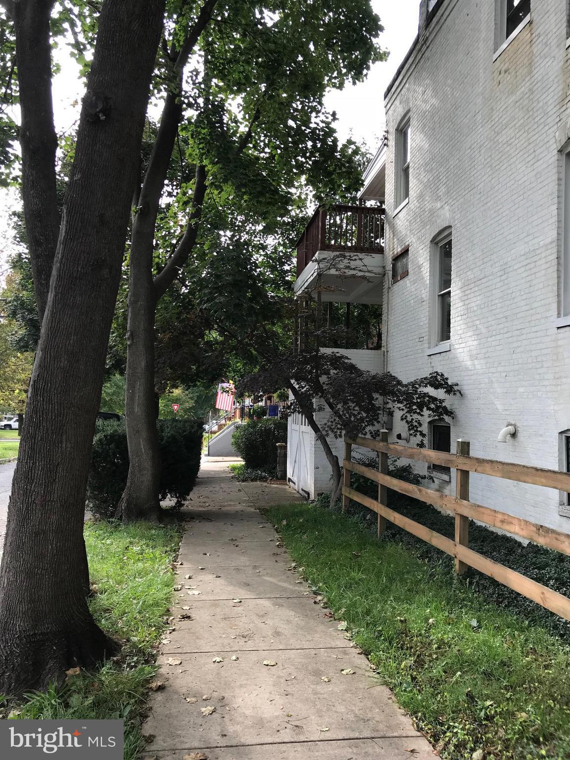 HAMPDEN HISTORIC DISTRICT - Residential Lease