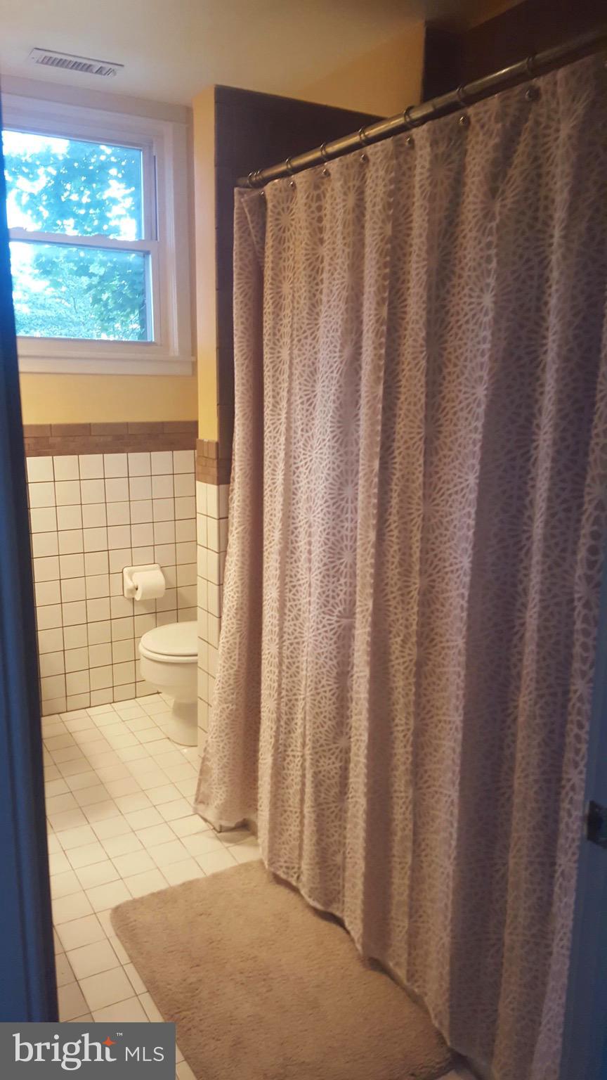 HAMPDEN HISTORIC DISTRICT - Residential Lease