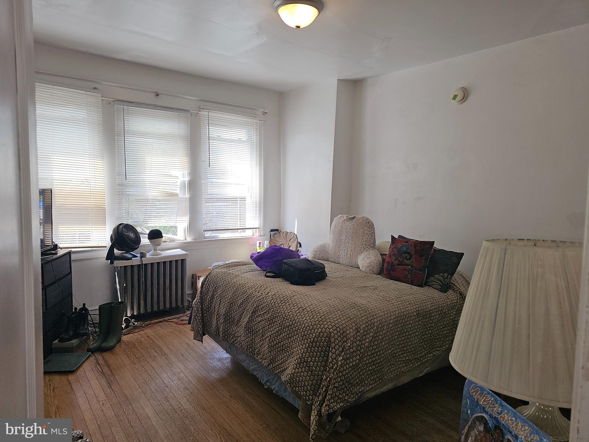 OVERBROOK - Commercial Sale