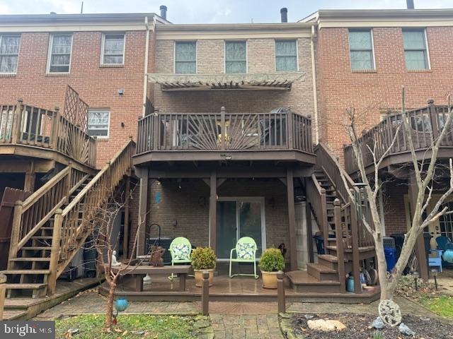 HUNTERS RUN - Residential