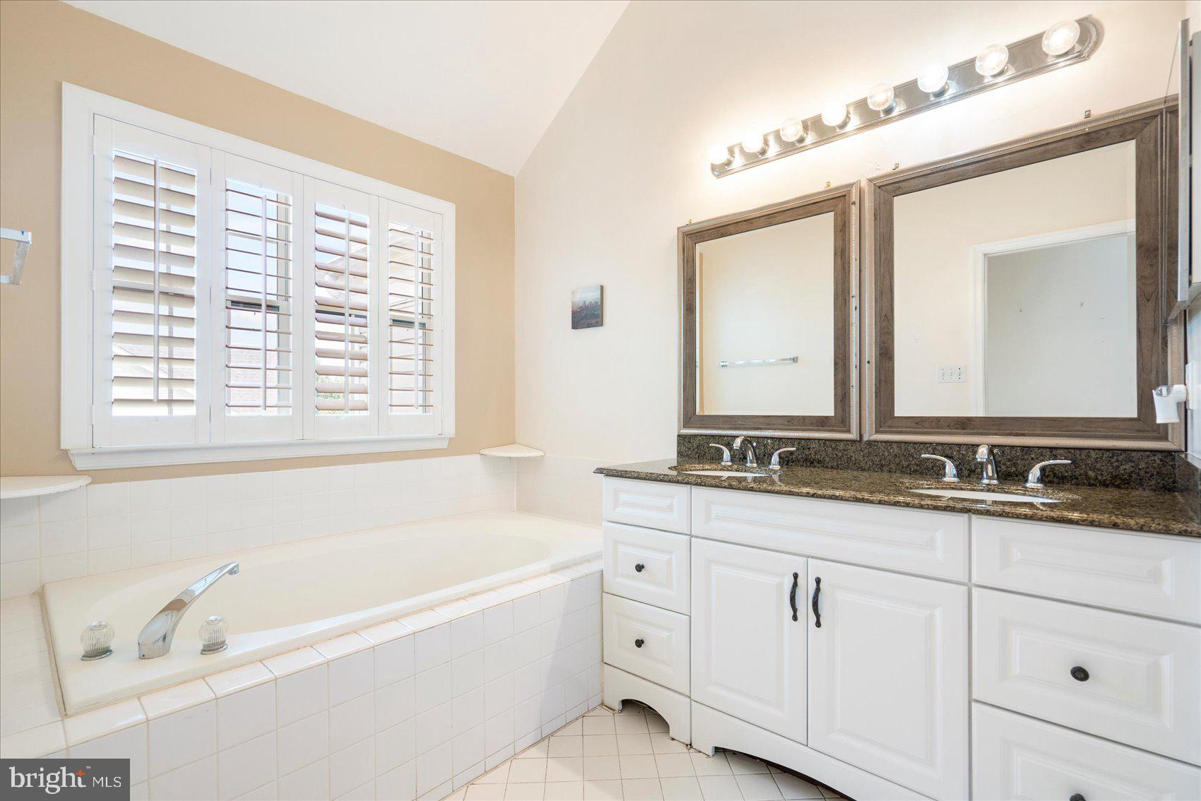 FOXRIDGE - Residential