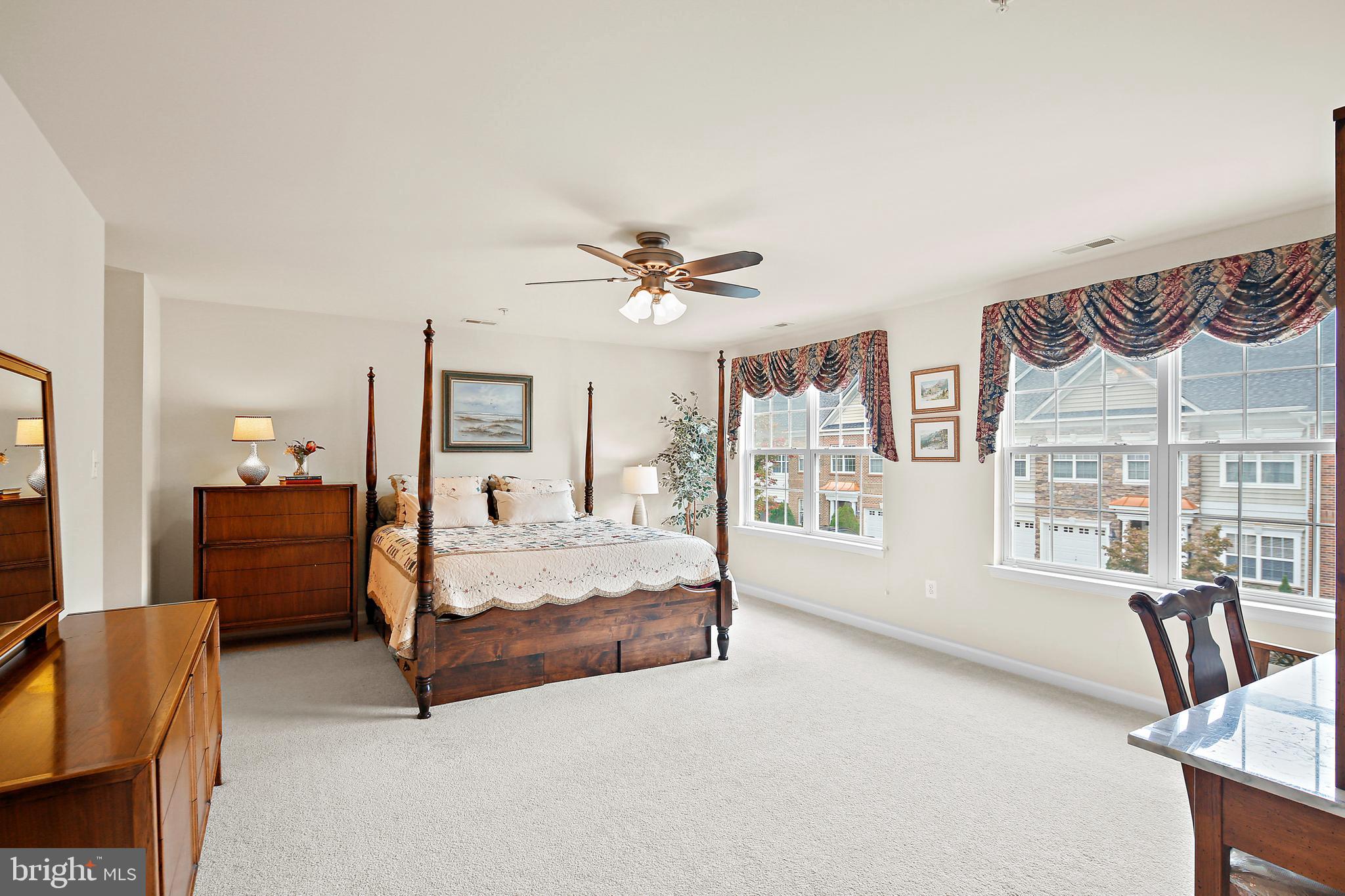 SNOWDEN OVERLOOK - Residential