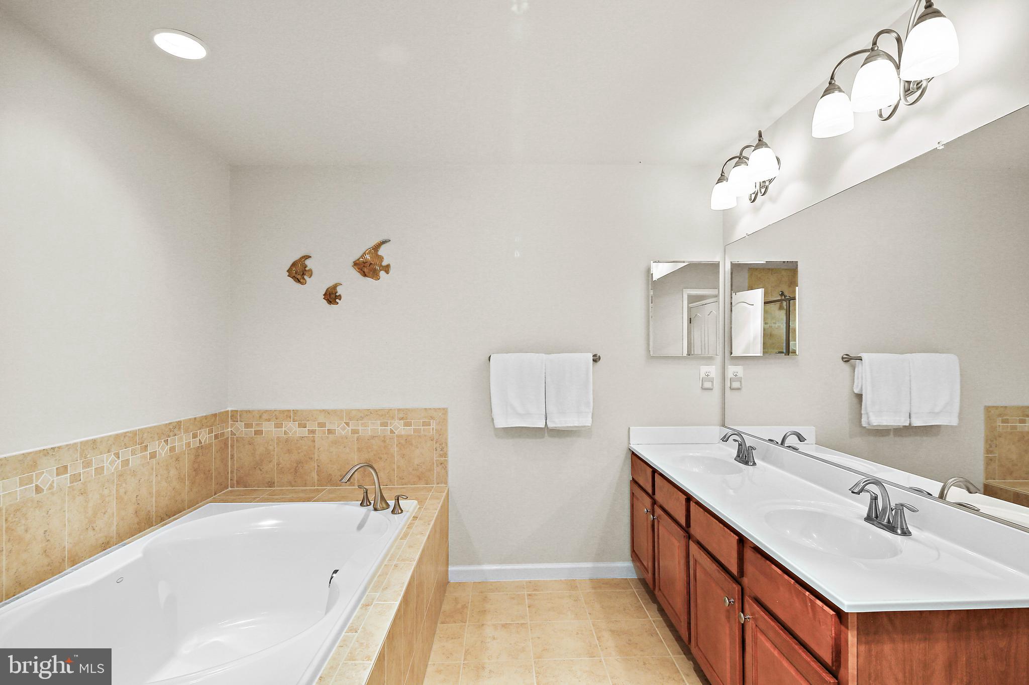 SNOWDEN OVERLOOK - Residential