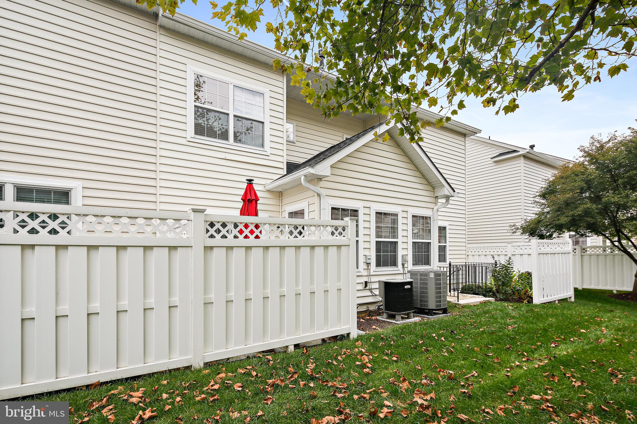 SNOWDEN OVERLOOK - Residential