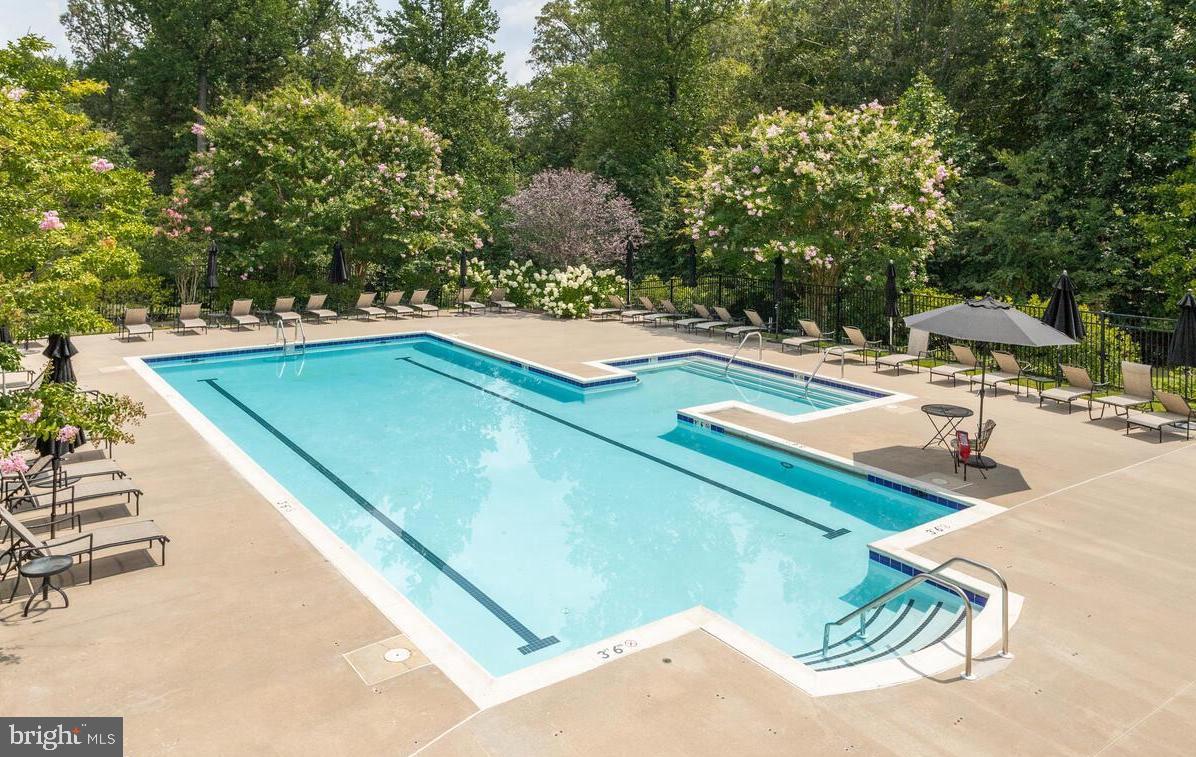 SNOWDEN OVERLOOK - Residential