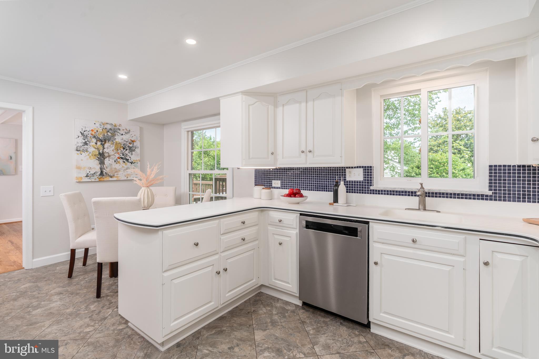 FOX HILLS - Residential