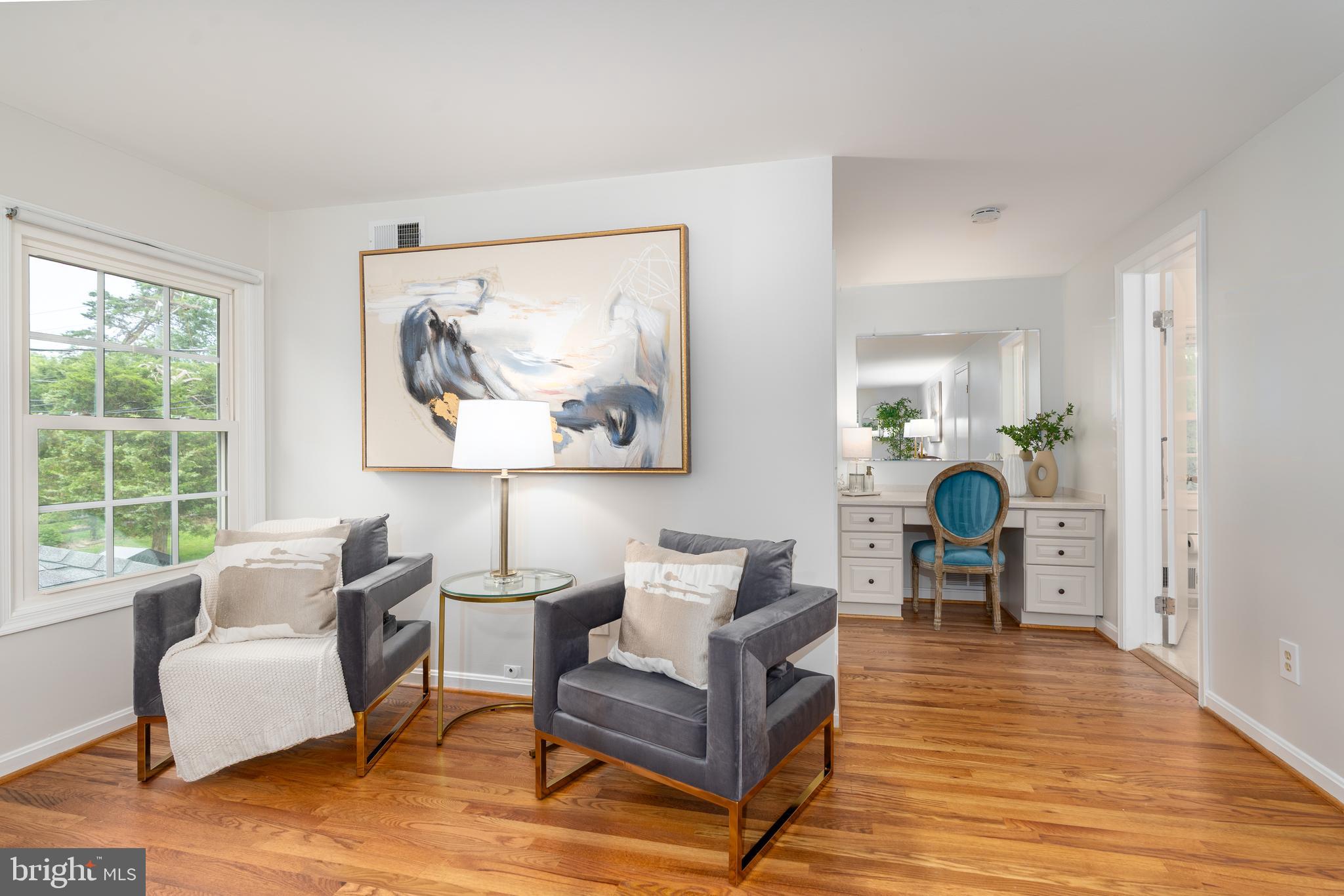 FOX HILLS - Residential