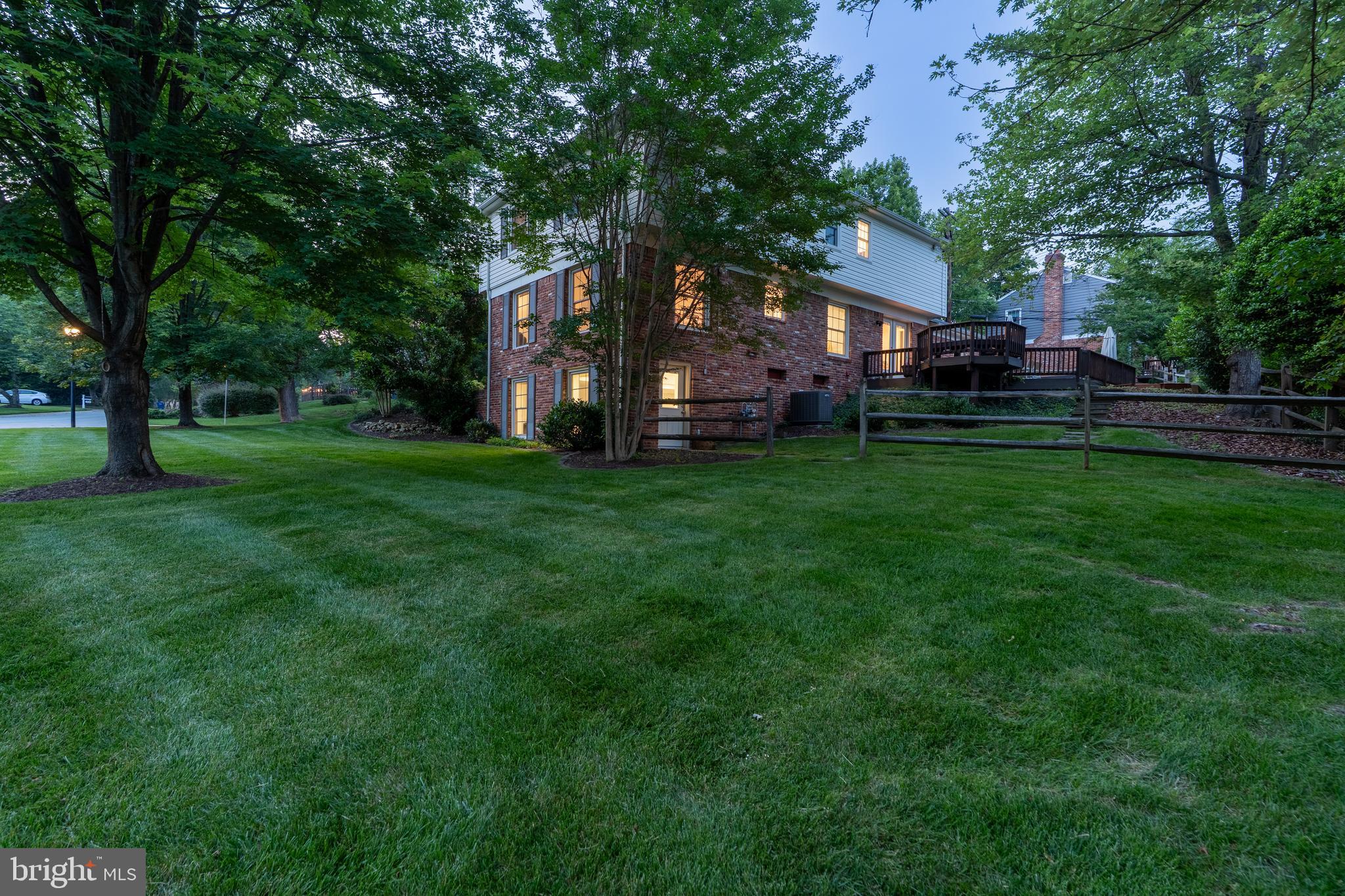 FOX HILLS - Residential