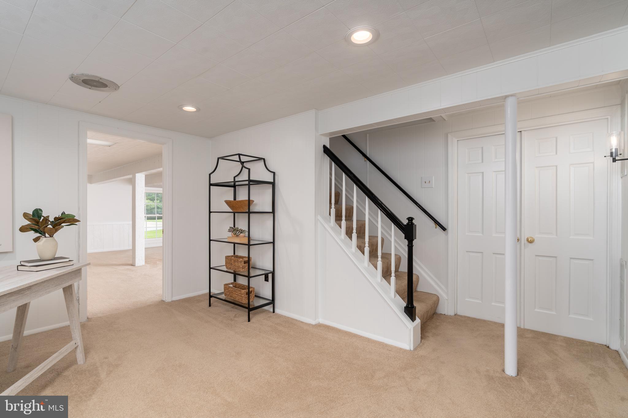 FOX HILLS - Residential