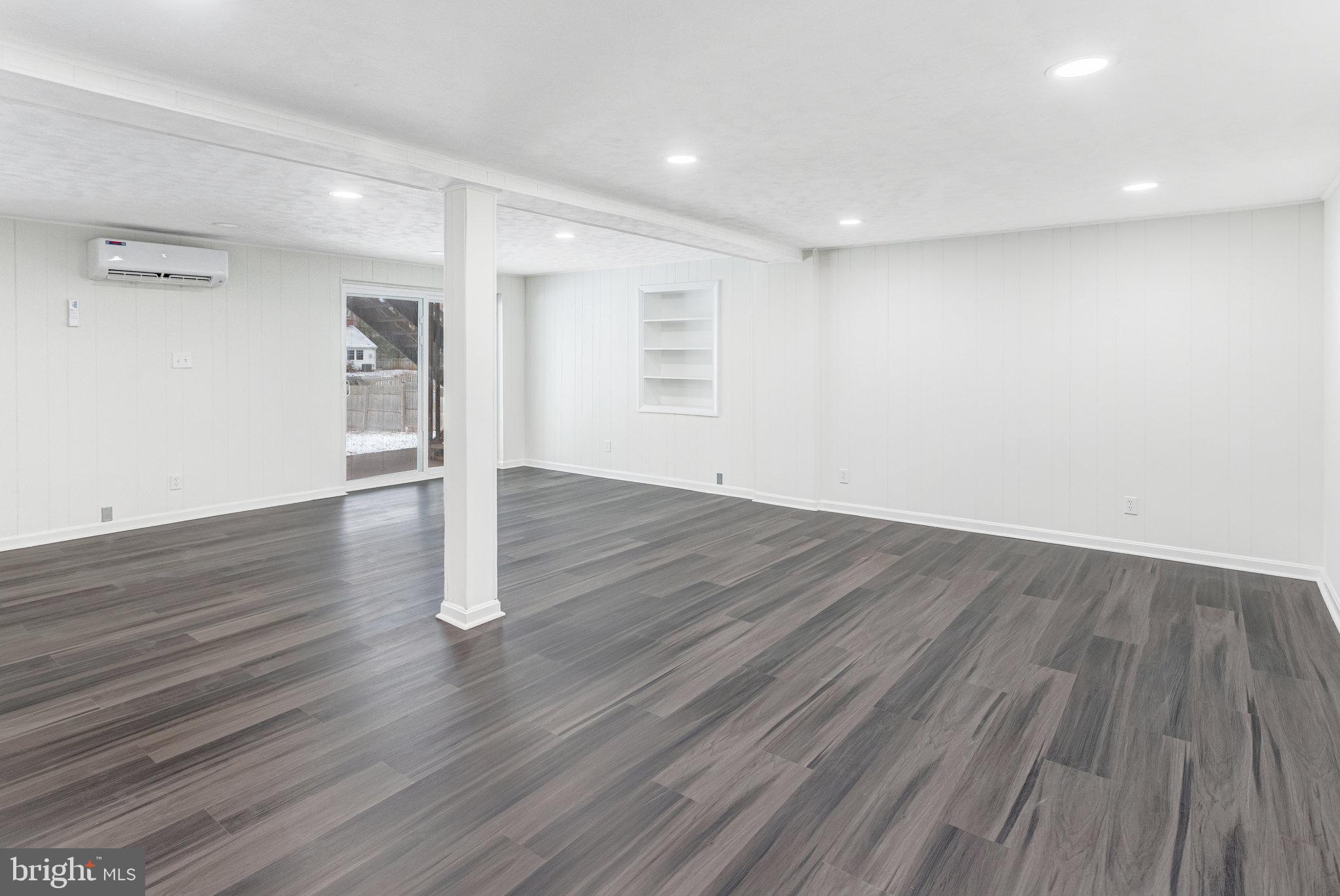 LAKE ARROWHEAD - Residential