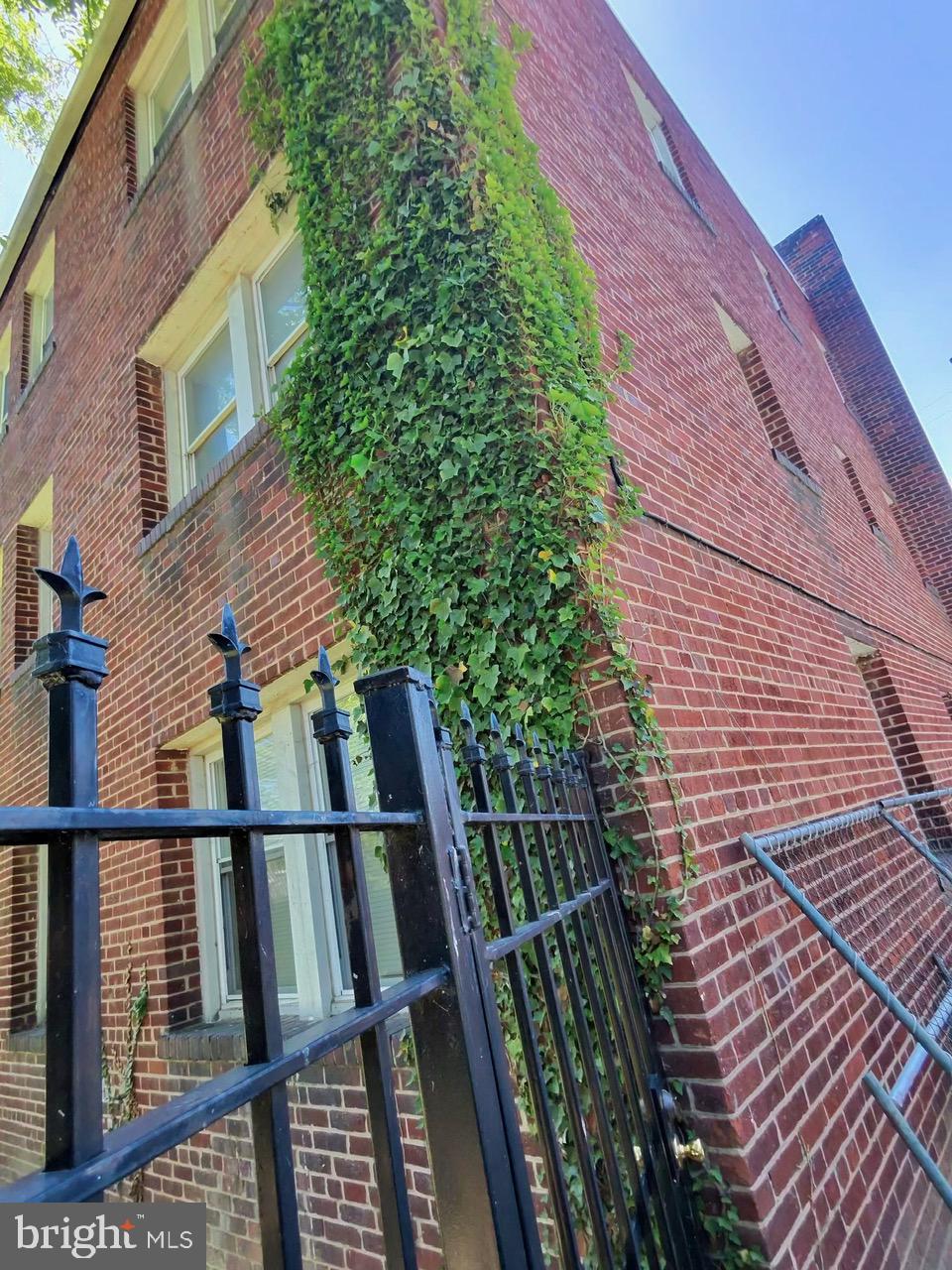 356 RALEIGH STREET SE