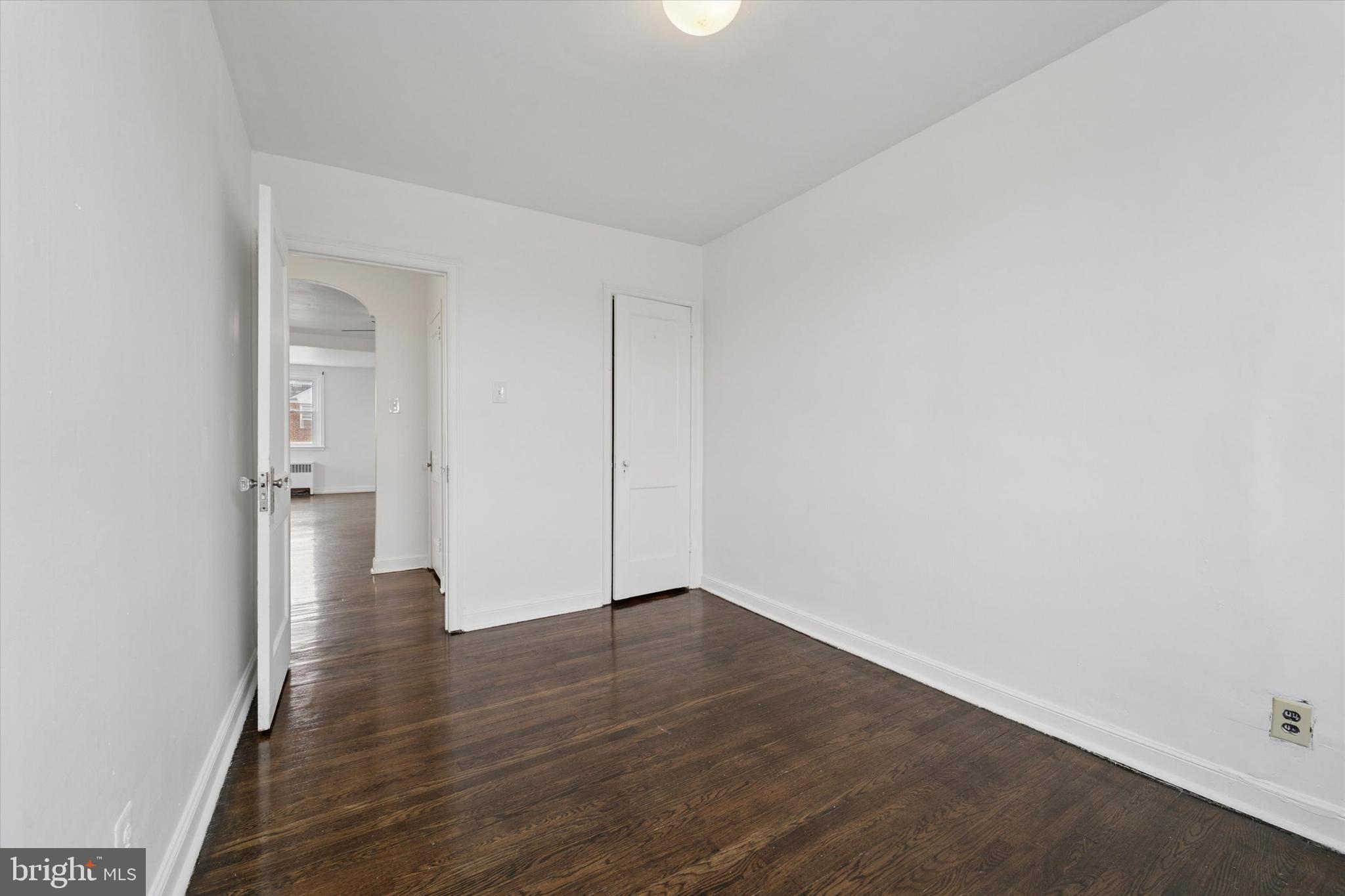 OXFORD CIRCLE - Residential Income