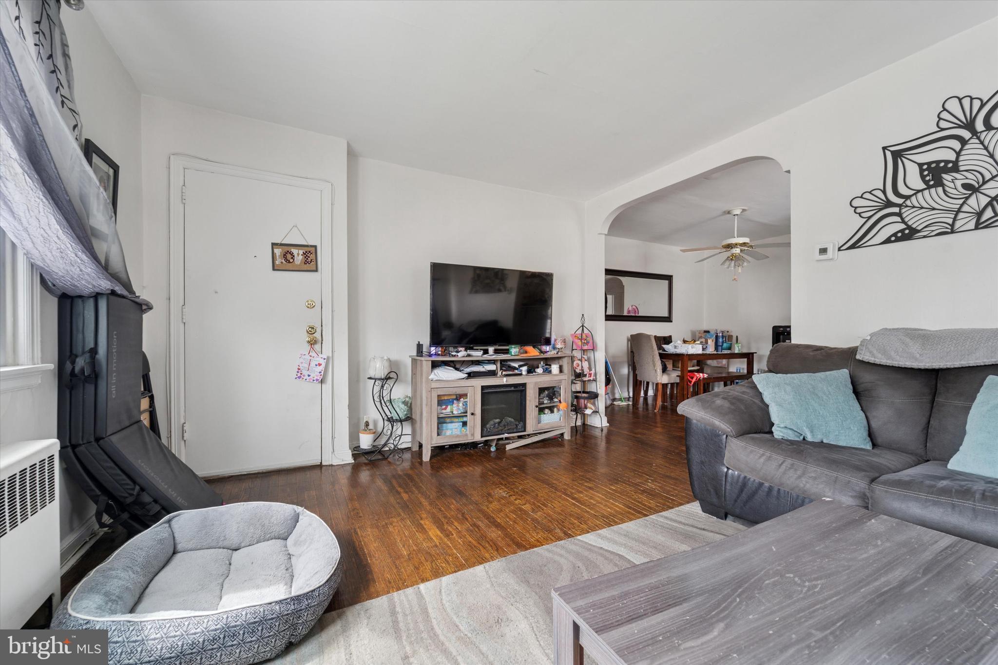 OXFORD CIRCLE - Residential Income