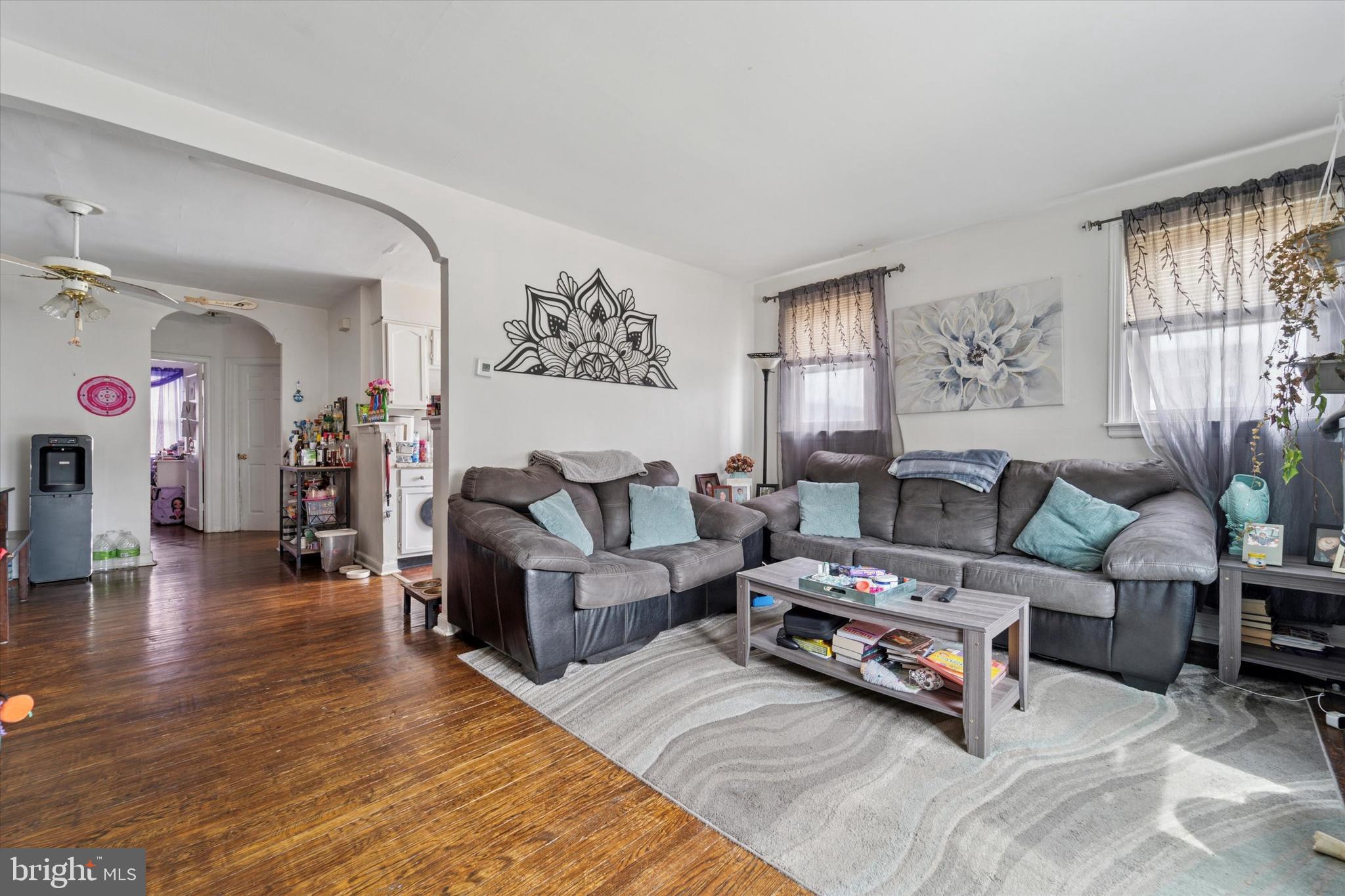 OXFORD CIRCLE - Residential Income