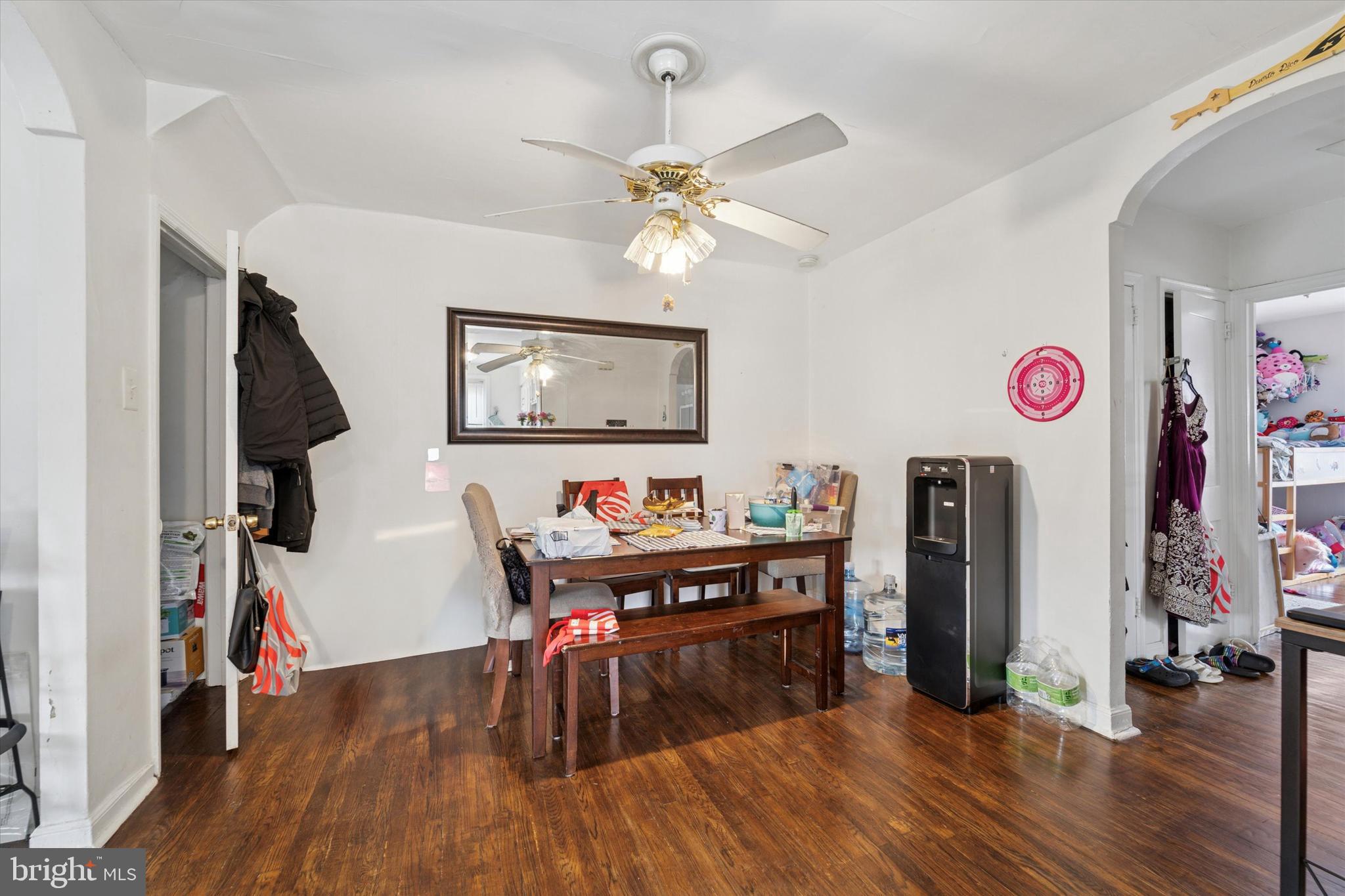 OXFORD CIRCLE - Residential Income