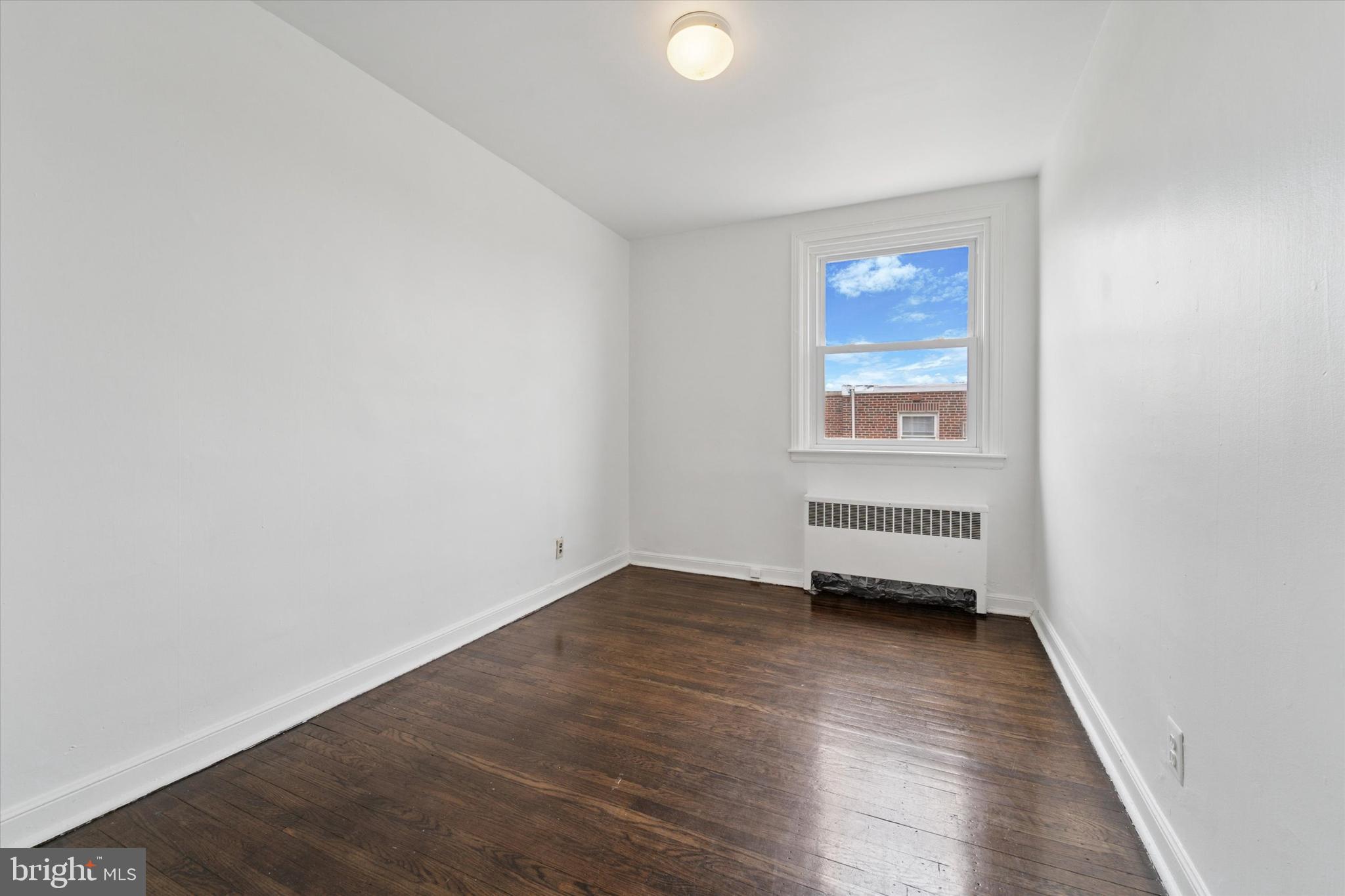 OXFORD CIRCLE - Residential Income